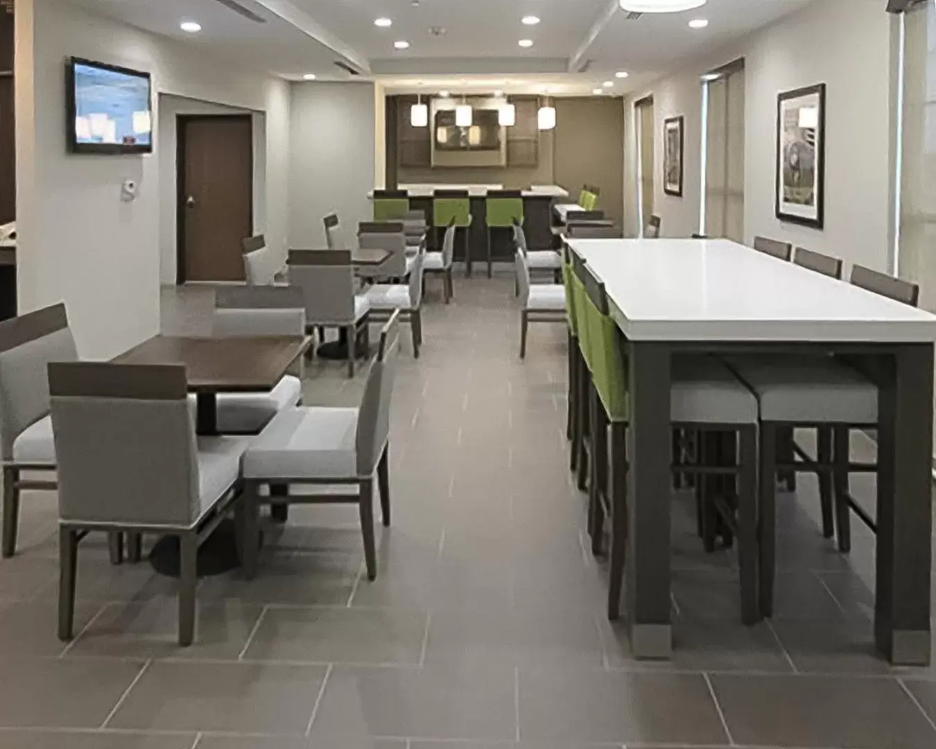 Restaurant/Places to Eat in Comfort Inn & Suites Snyder