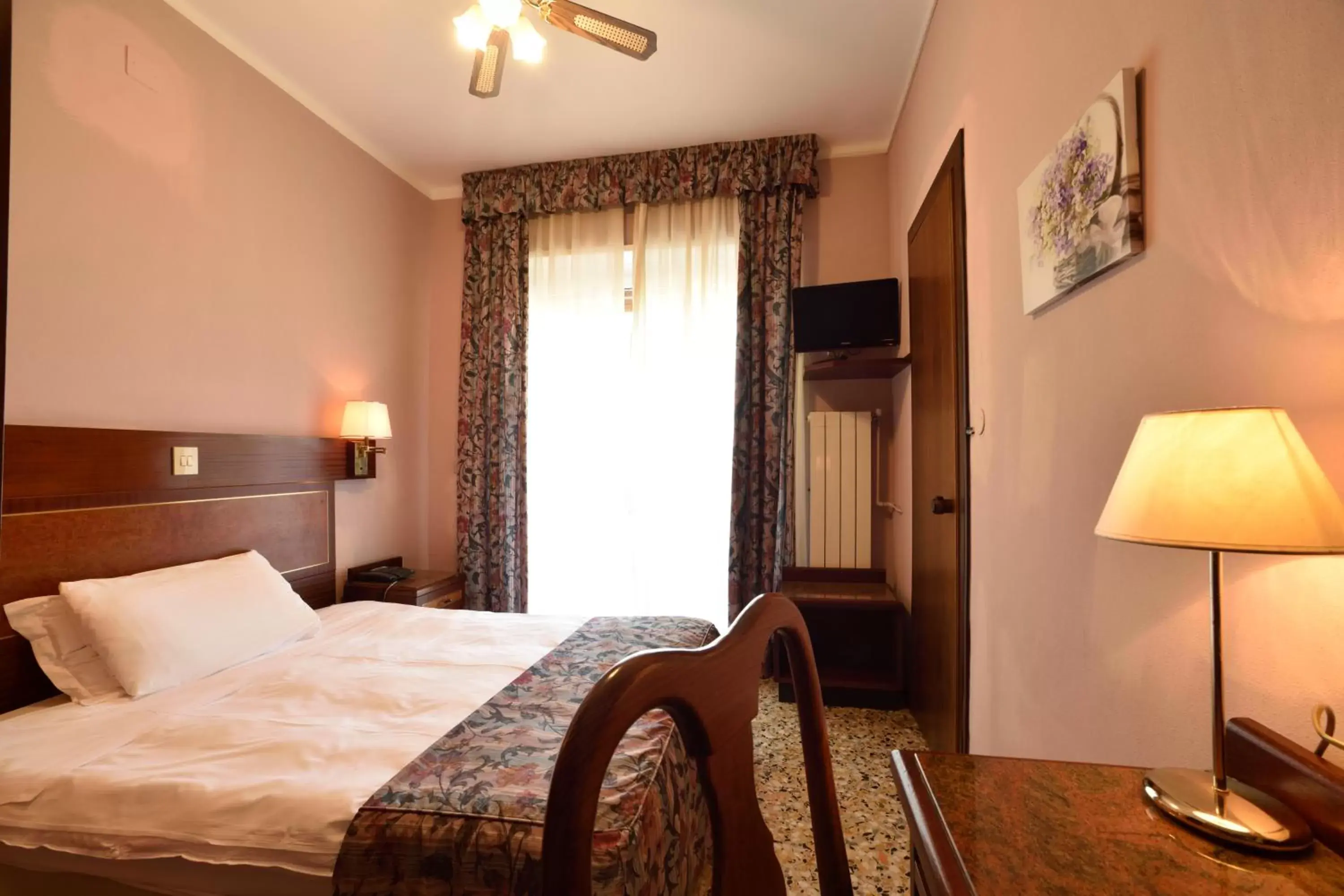 Bed in Hotel Bergamo Mare Mhotelsgroup