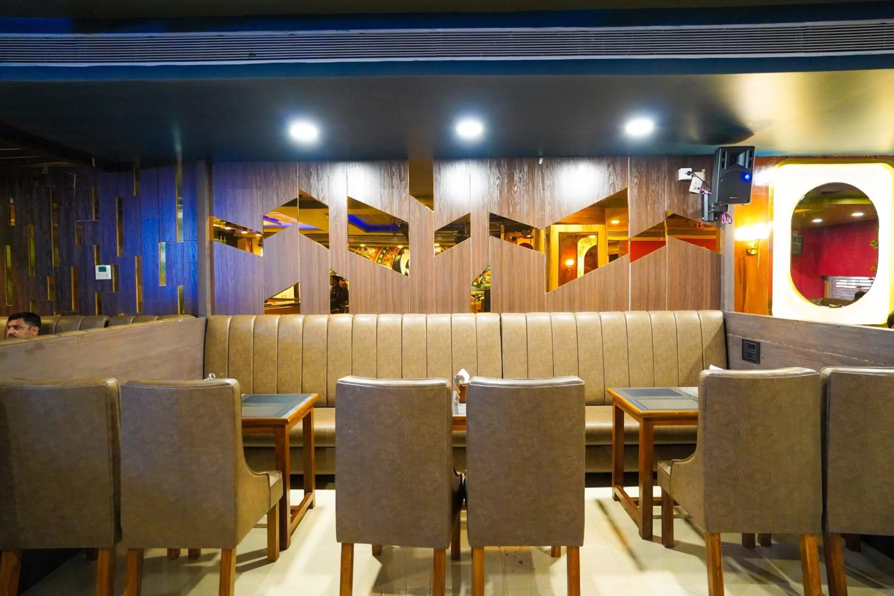 Lounge or bar in Hotel Floret Inn