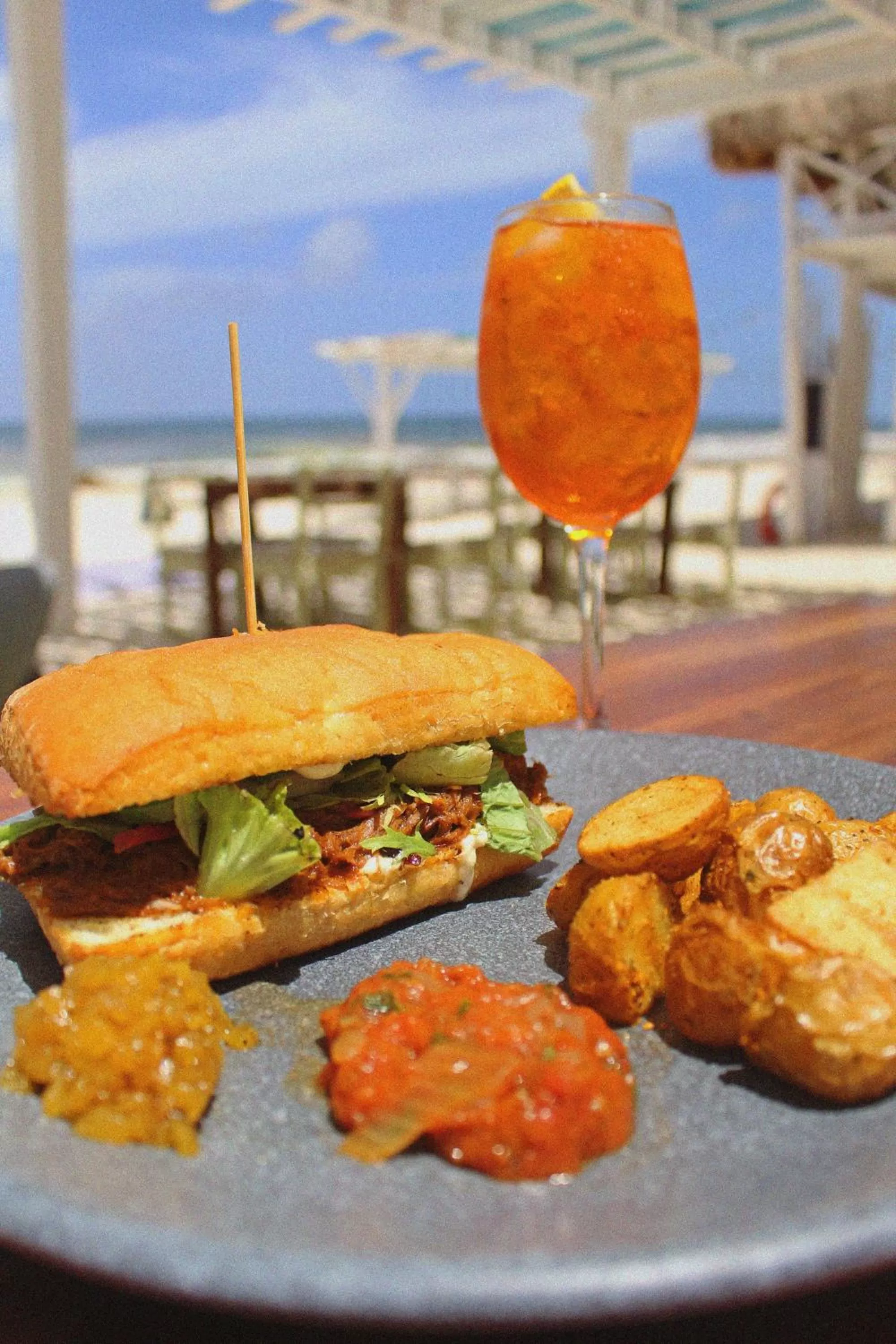 Restaurant/places to eat in Coco Unlimited