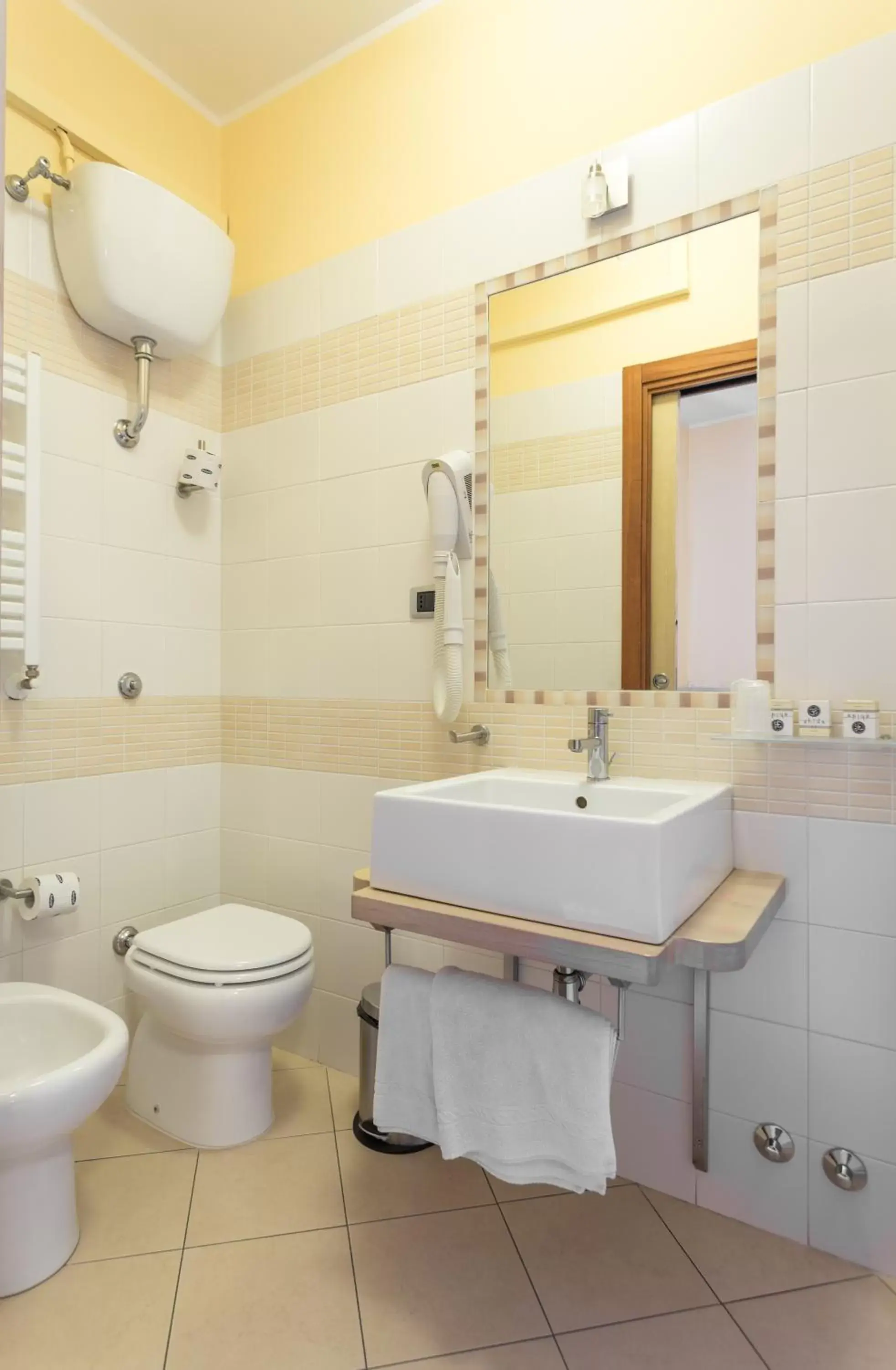 Bathroom in Hotel Conte Ruggero