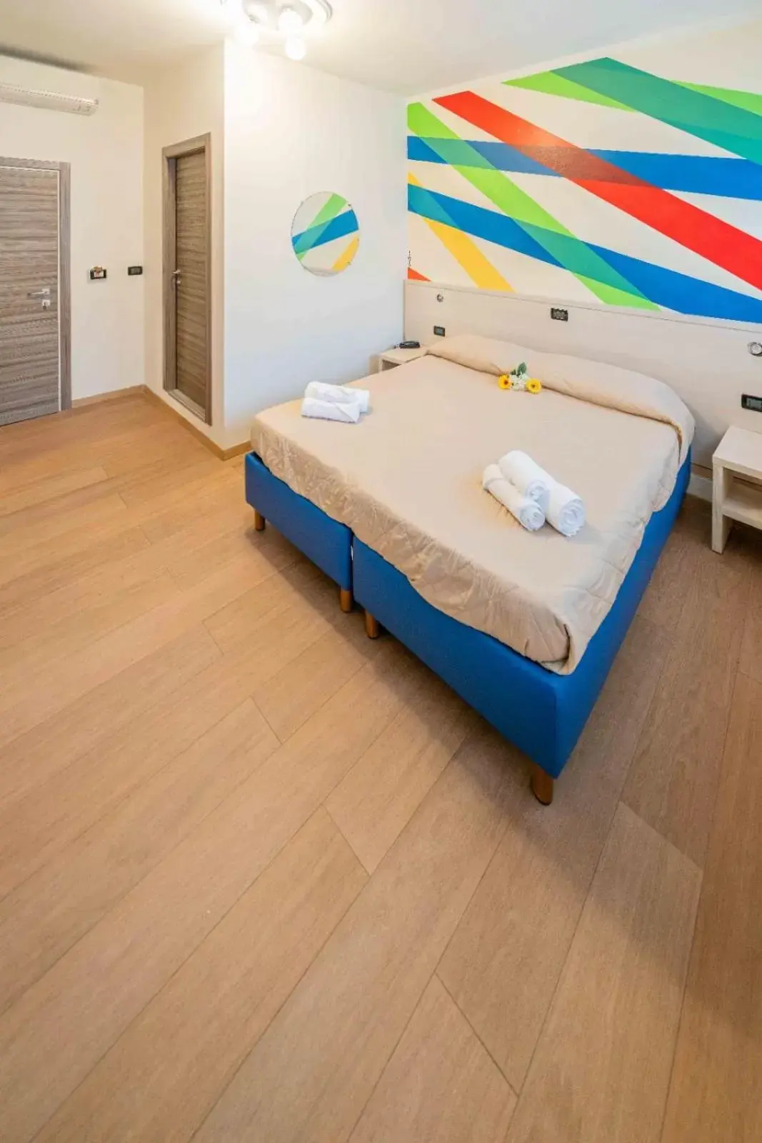 Double or Twin Room in Hotel Cairoli Double or Twin Room in Hotel Cairoli