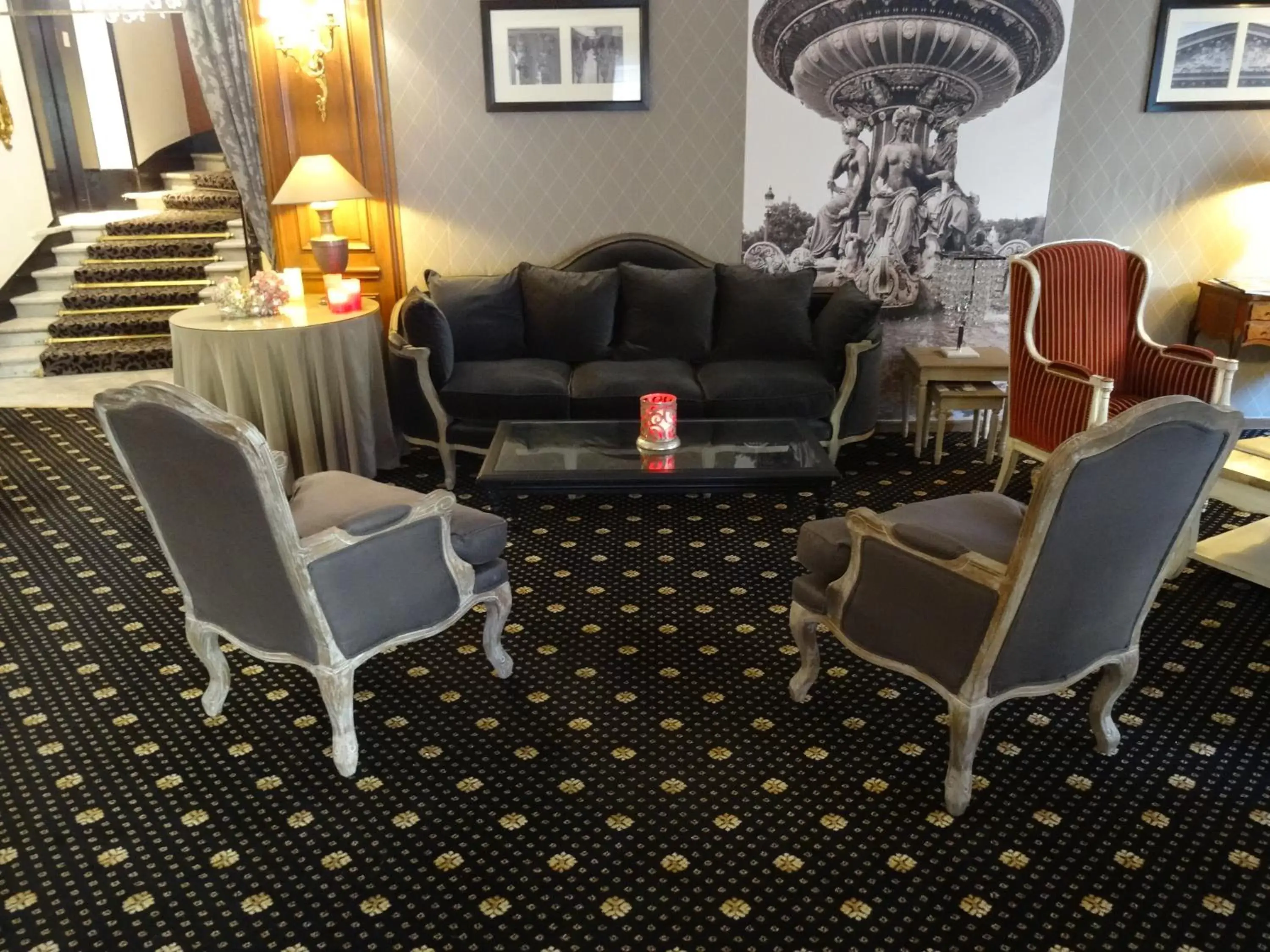 Lobby or reception, Seating Area in Hotel Claridge Paris