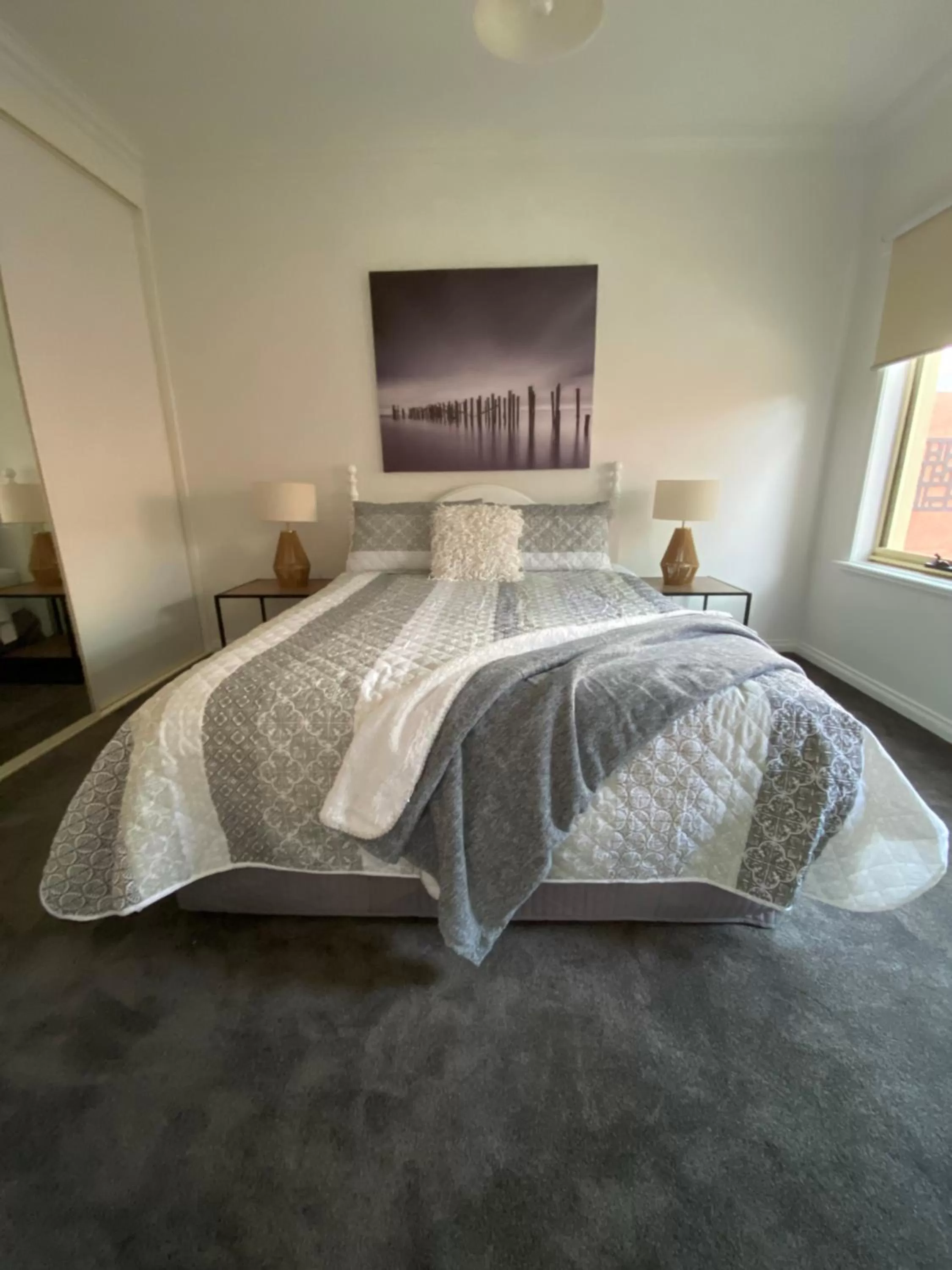 Bedroom, Bed in Banyan Place