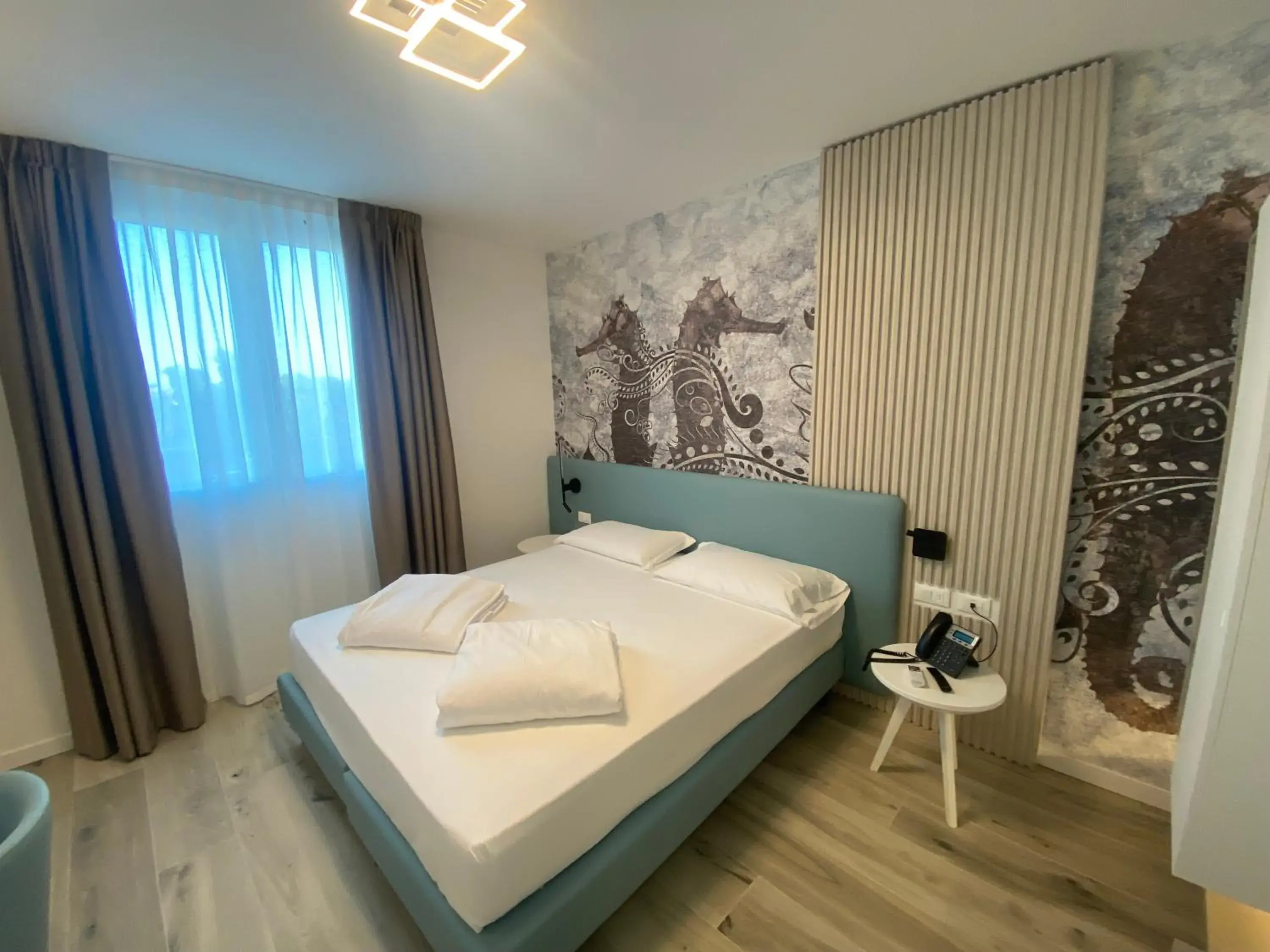 Bedroom, Bed in Marina Palace Hotel 4 stelle S