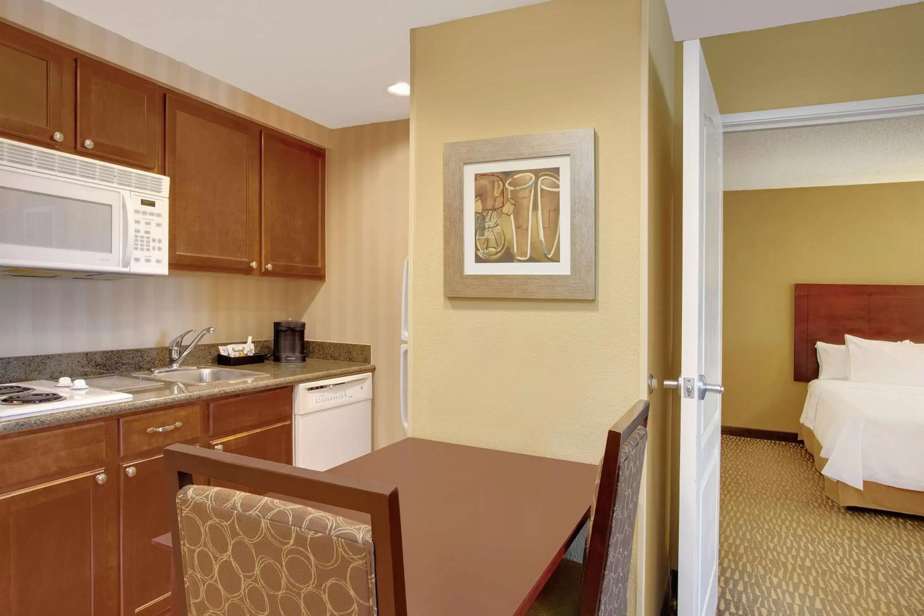 Kitchen or kitchenette, Kitchen/Kitchenette in Homewood Suites by Hilton Tampa-Brandon