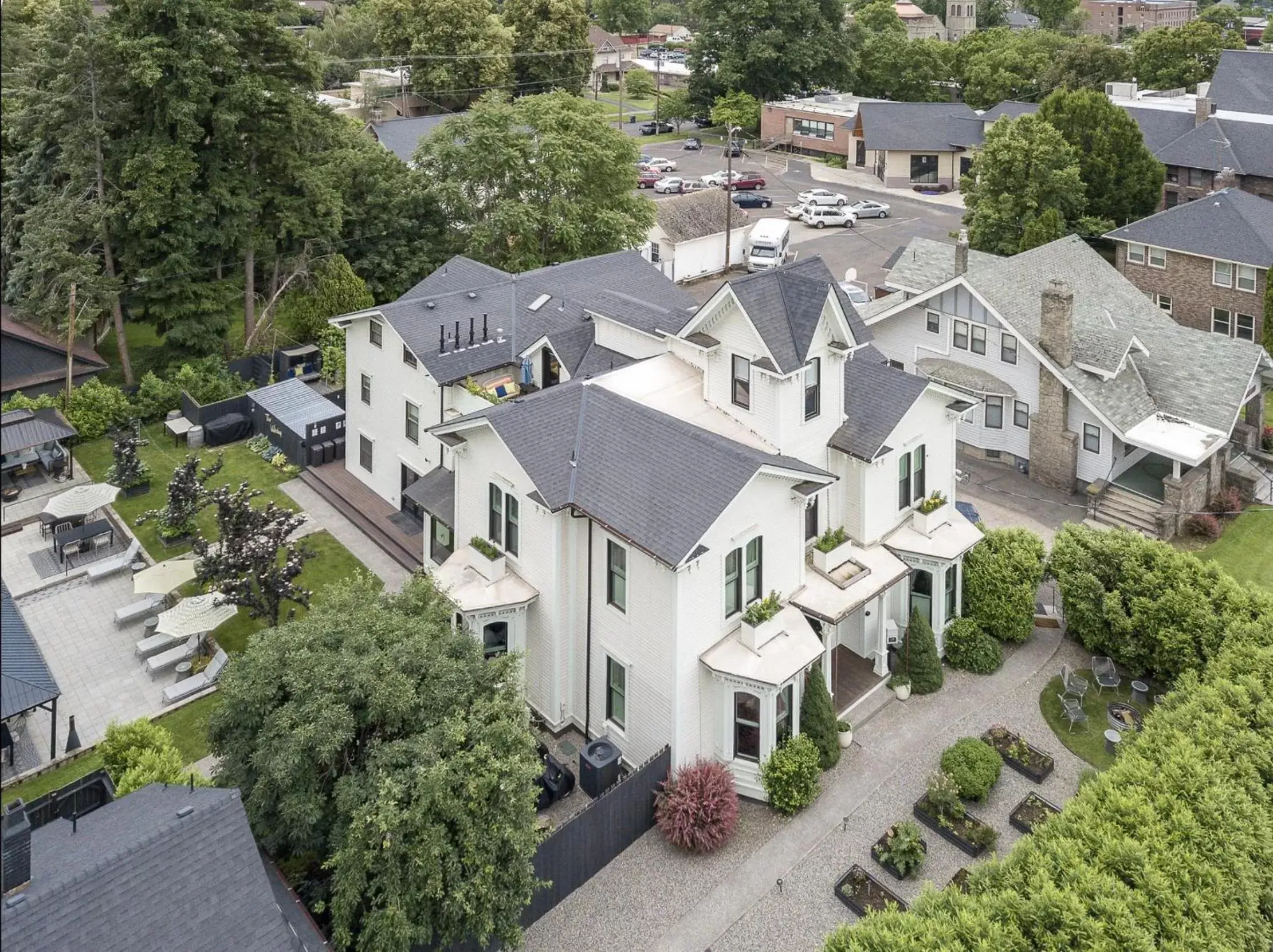 Property building, Bird's-eye View in The Wesley Walla Walla