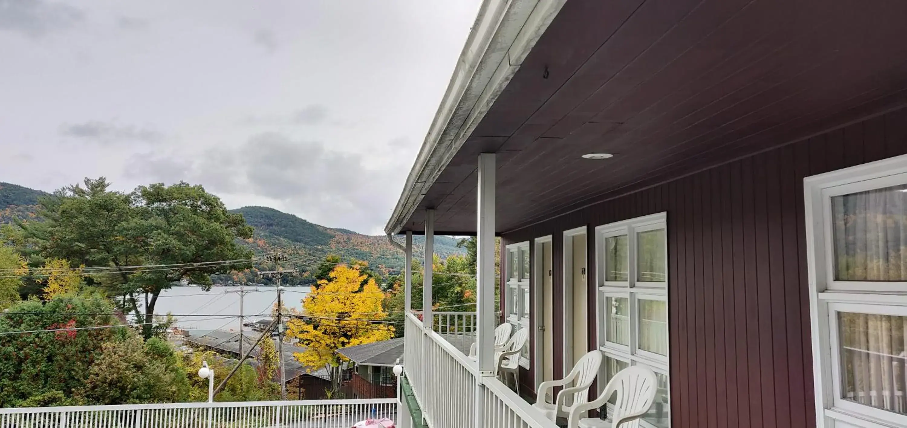 Balcony/Terrace in Pinebrook Motel