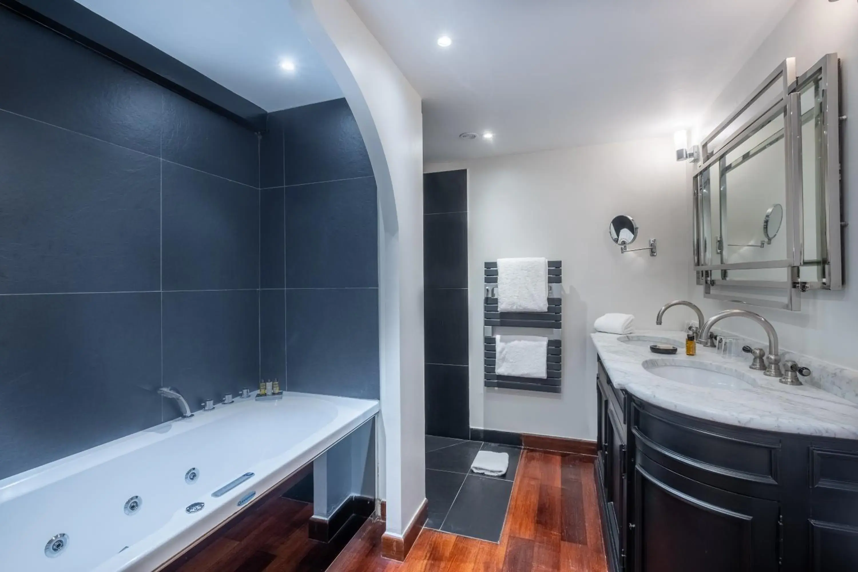 Bathroom in La Villa Mauresque