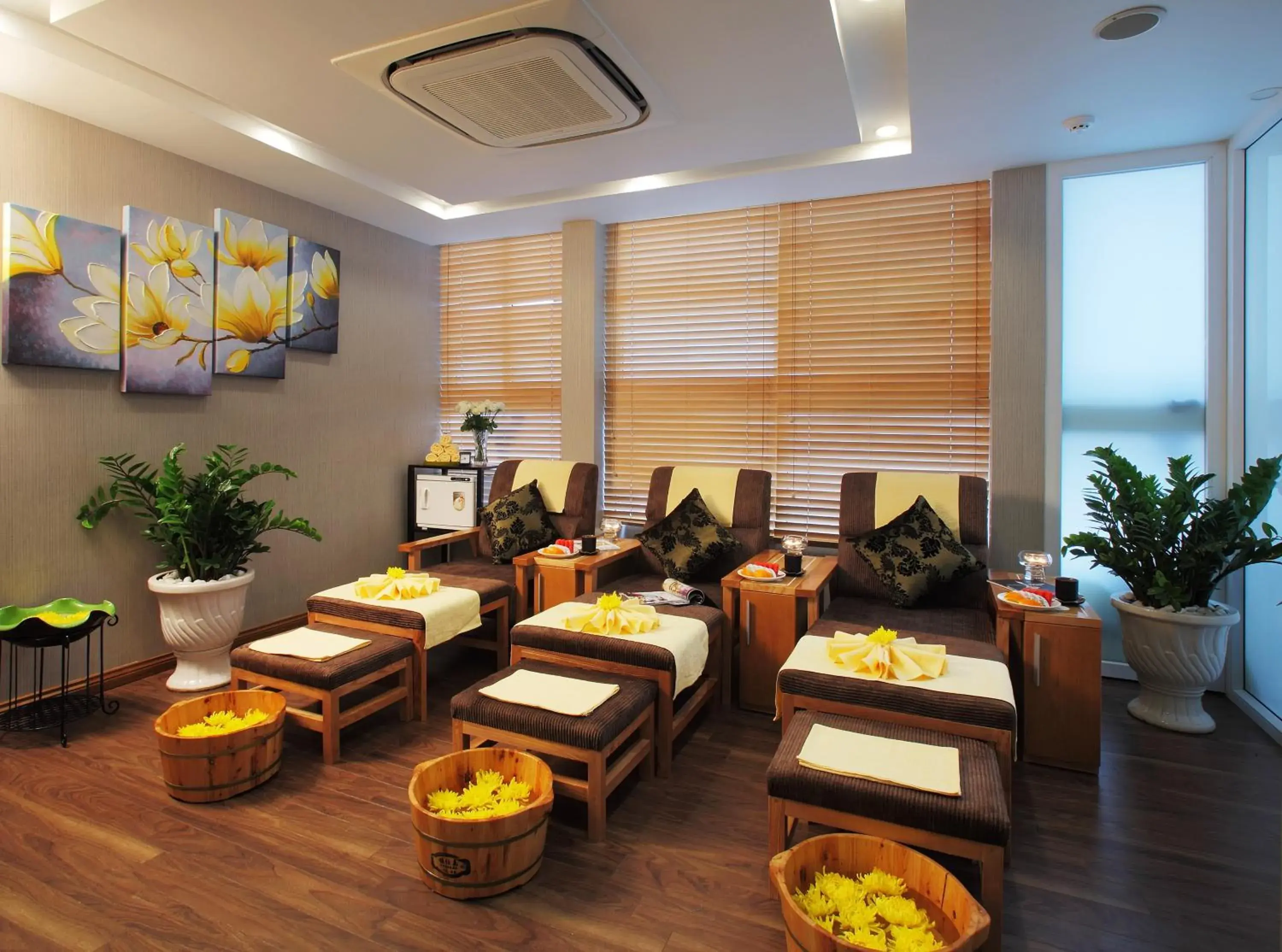 Spa and wellness centre/facilities in Golden Silk Boutique Hotel