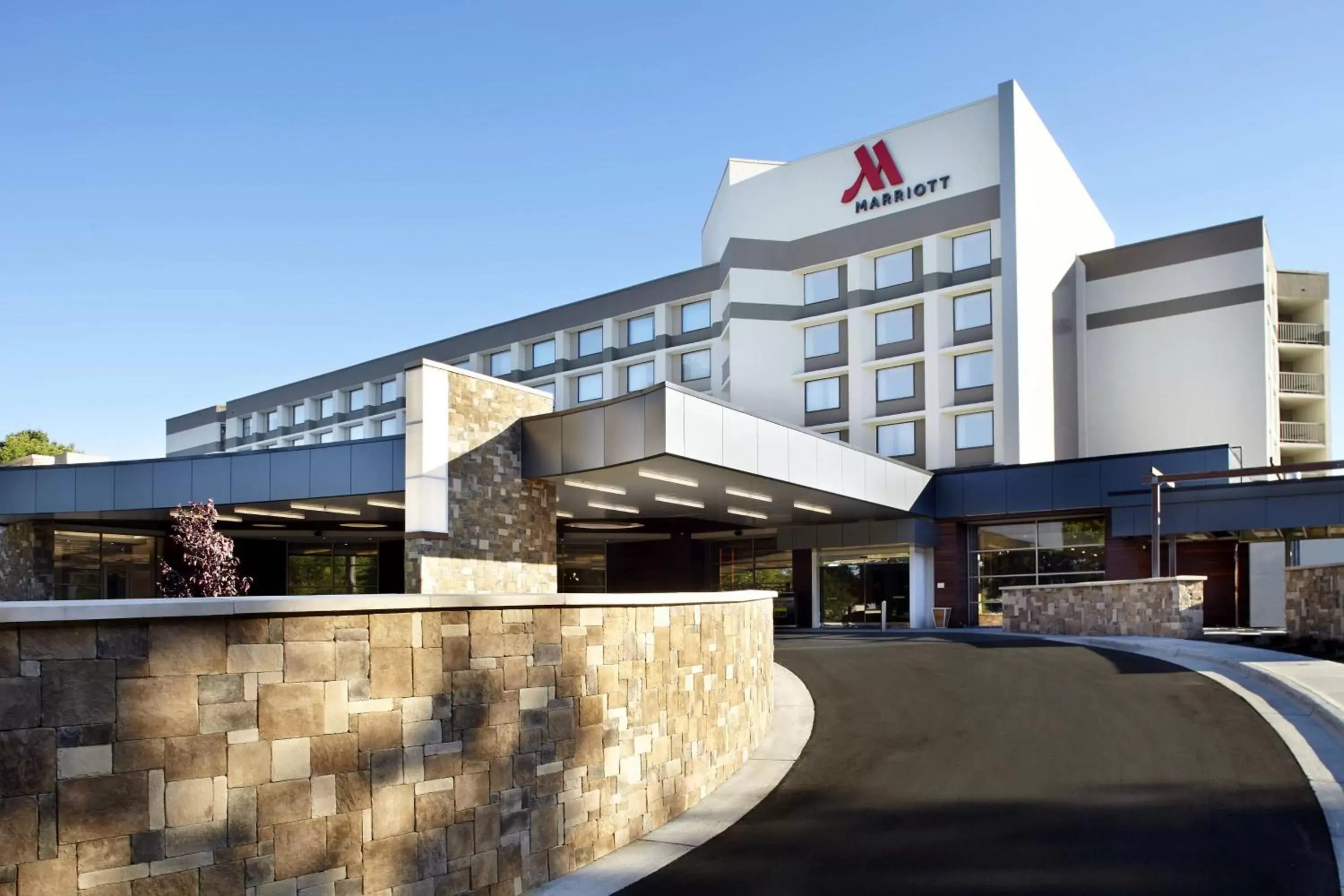 Property Building in Raleigh Marriott Crabtree Valley