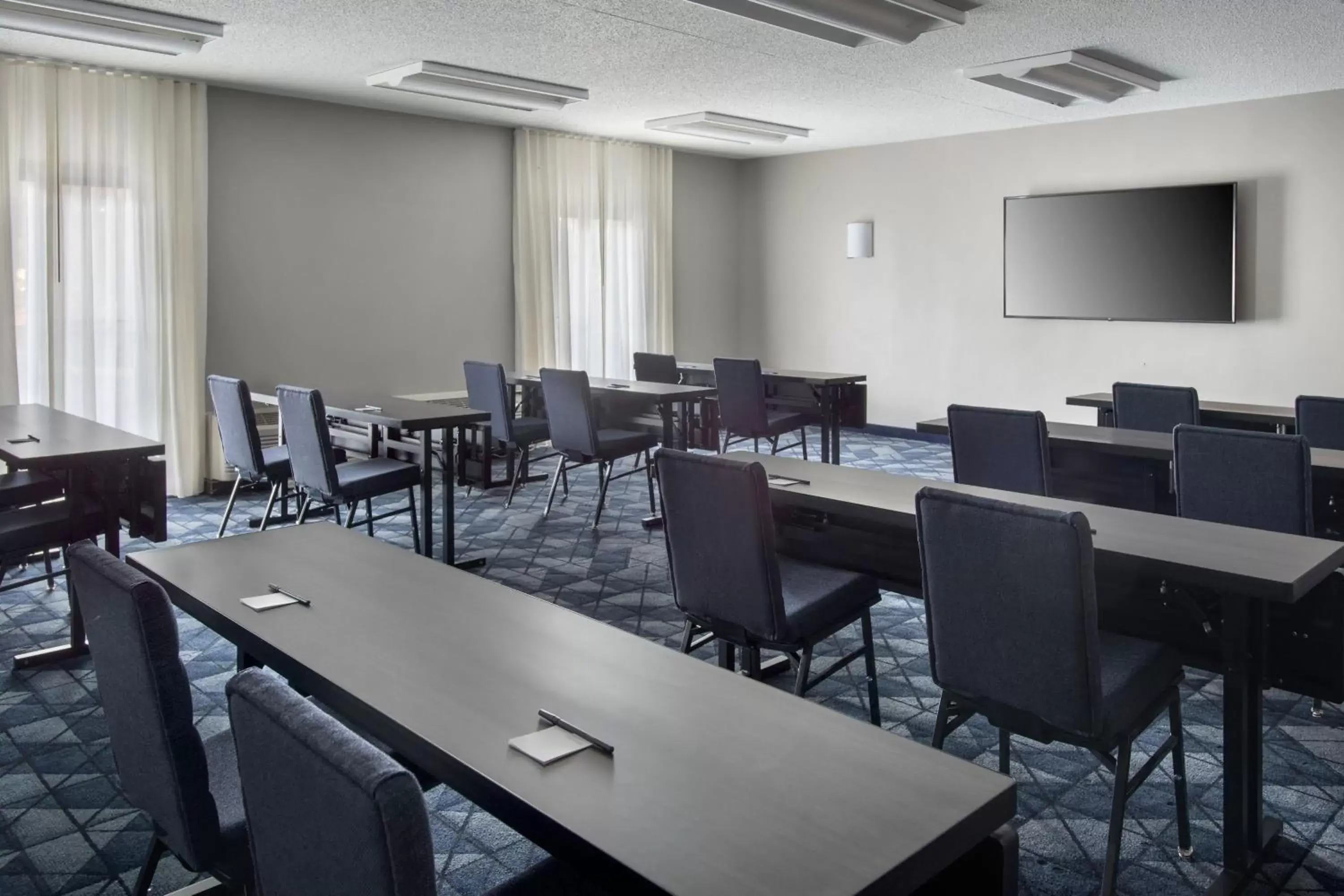 Meeting/conference room in Courtyard by Marriott Annapolis