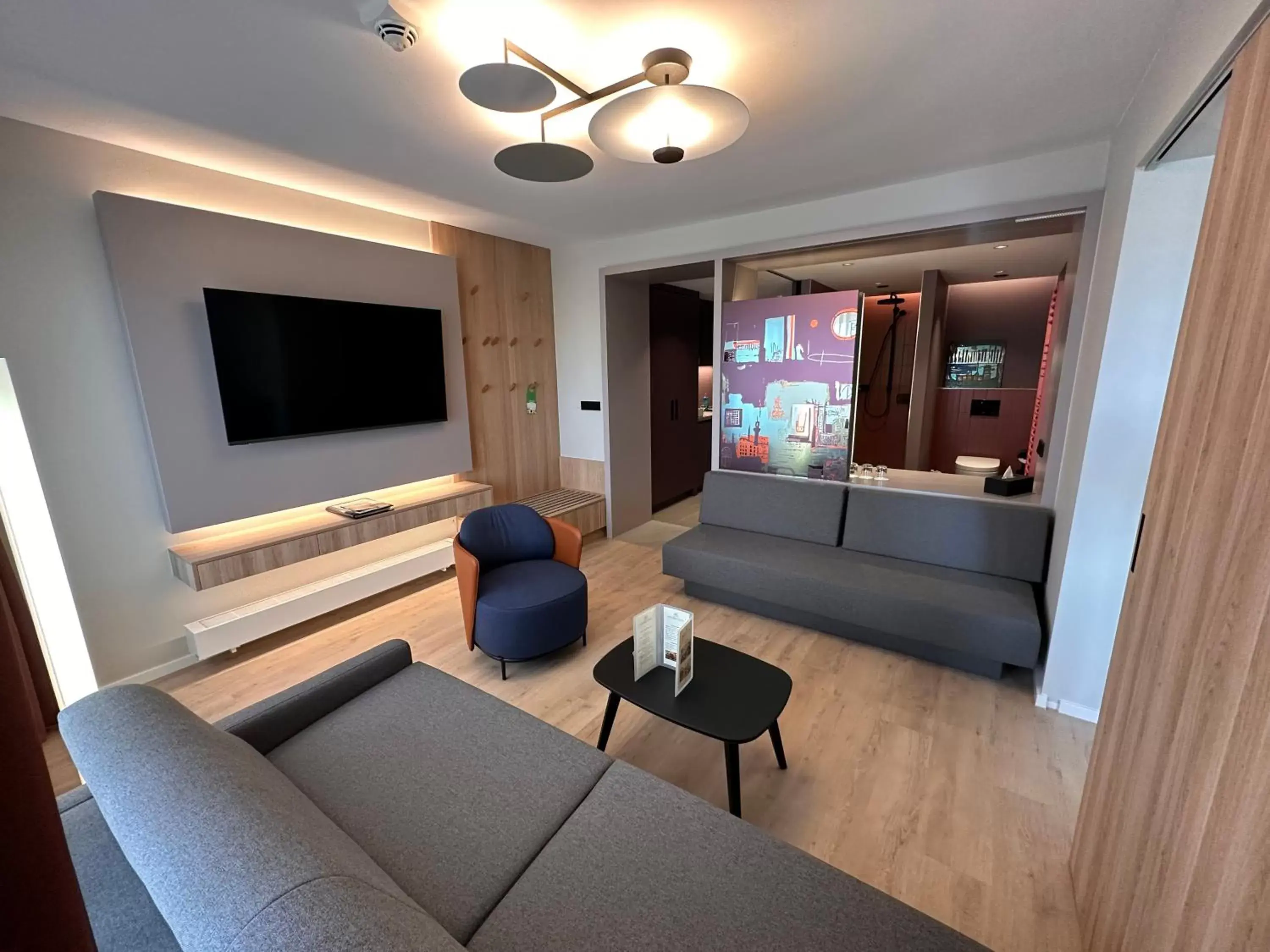 TV and multimedia, Seating Area in Apartment-Hotel Hamburg Mitte