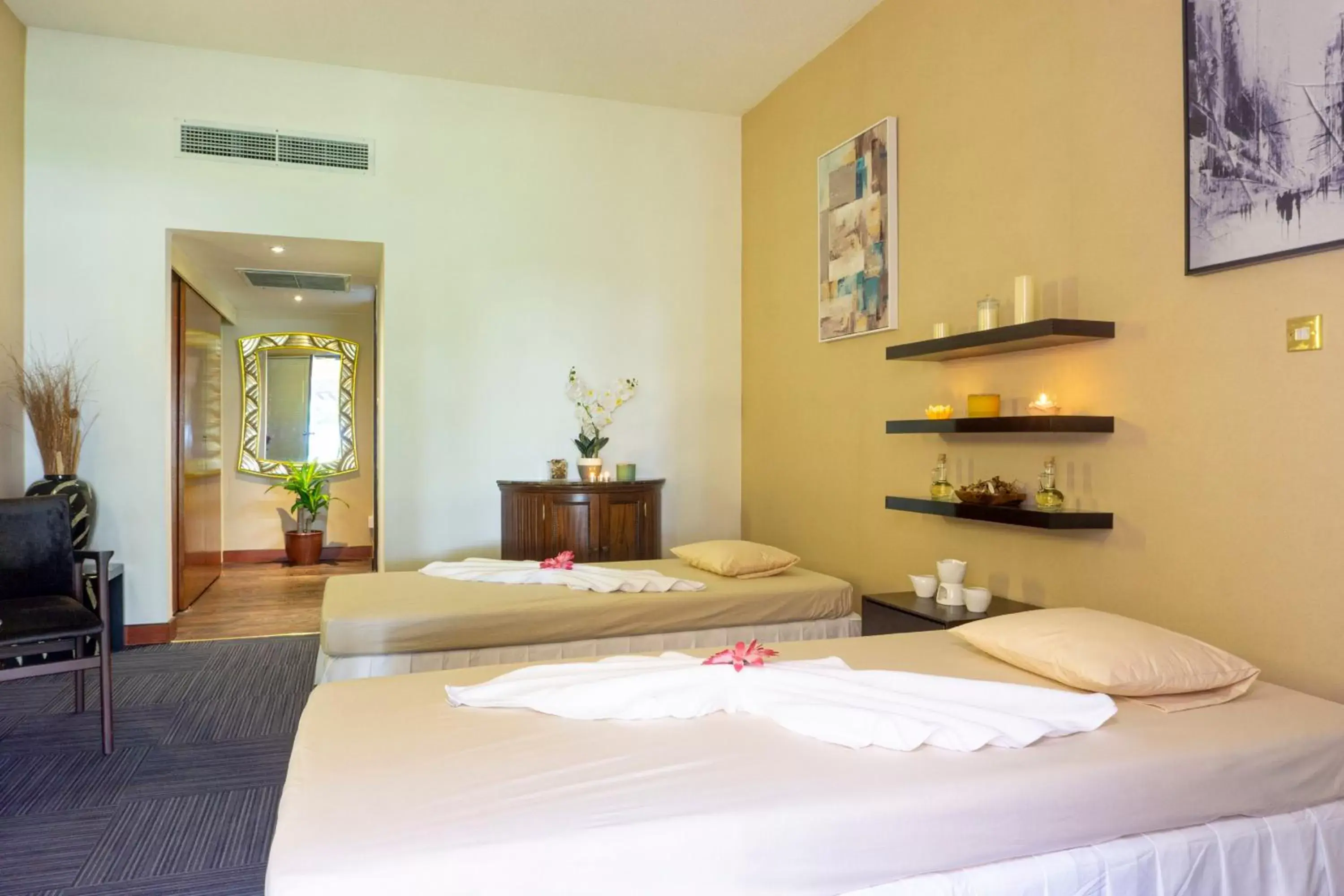 Spa and wellness centre/facilities, Bed in InterContinental Muscat, an IHG Hotel