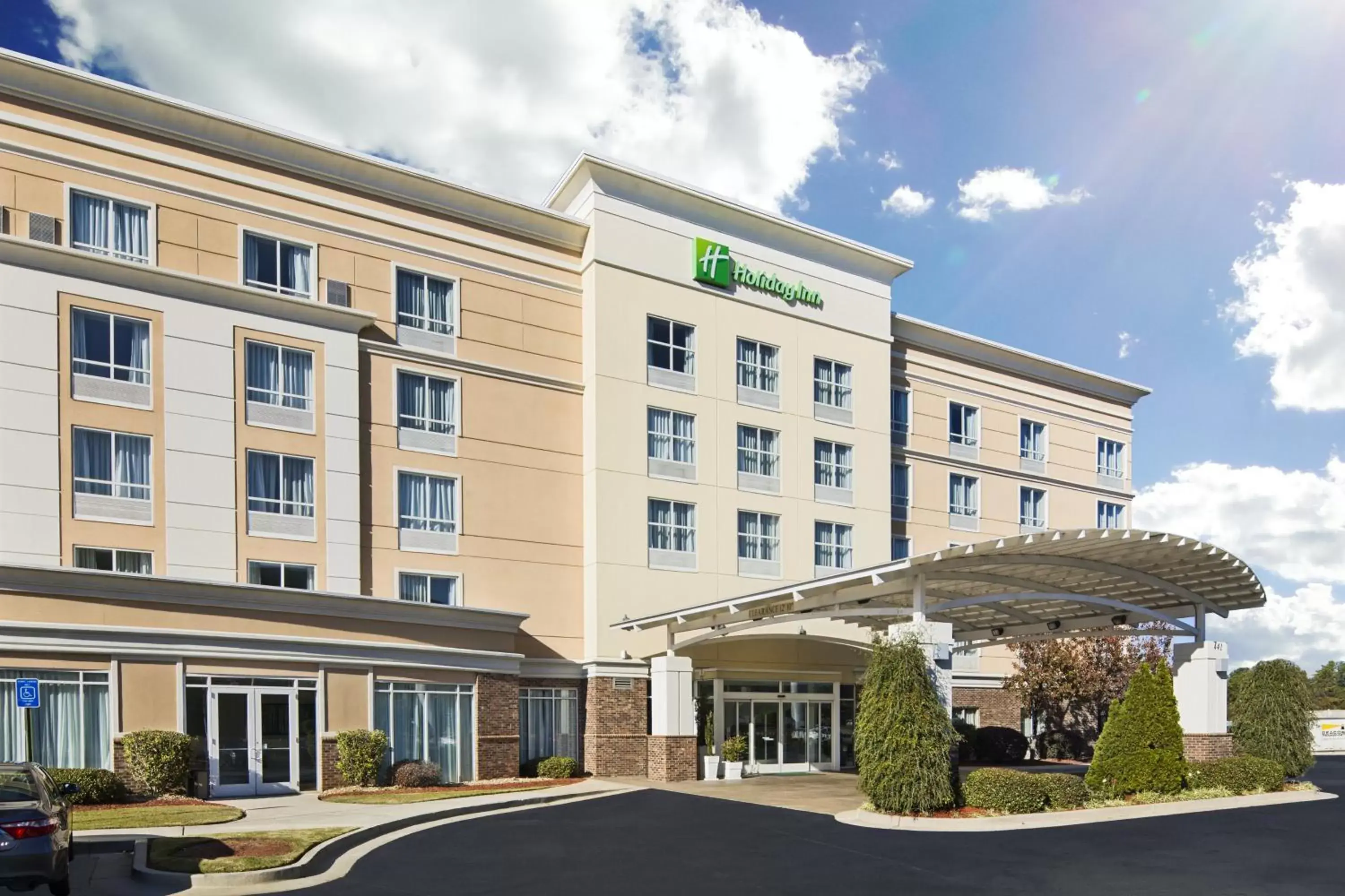 Property building in Holiday Inn Augusta West I-20 by IHG Property building in Holiday Inn Augusta West I-20 by IHG