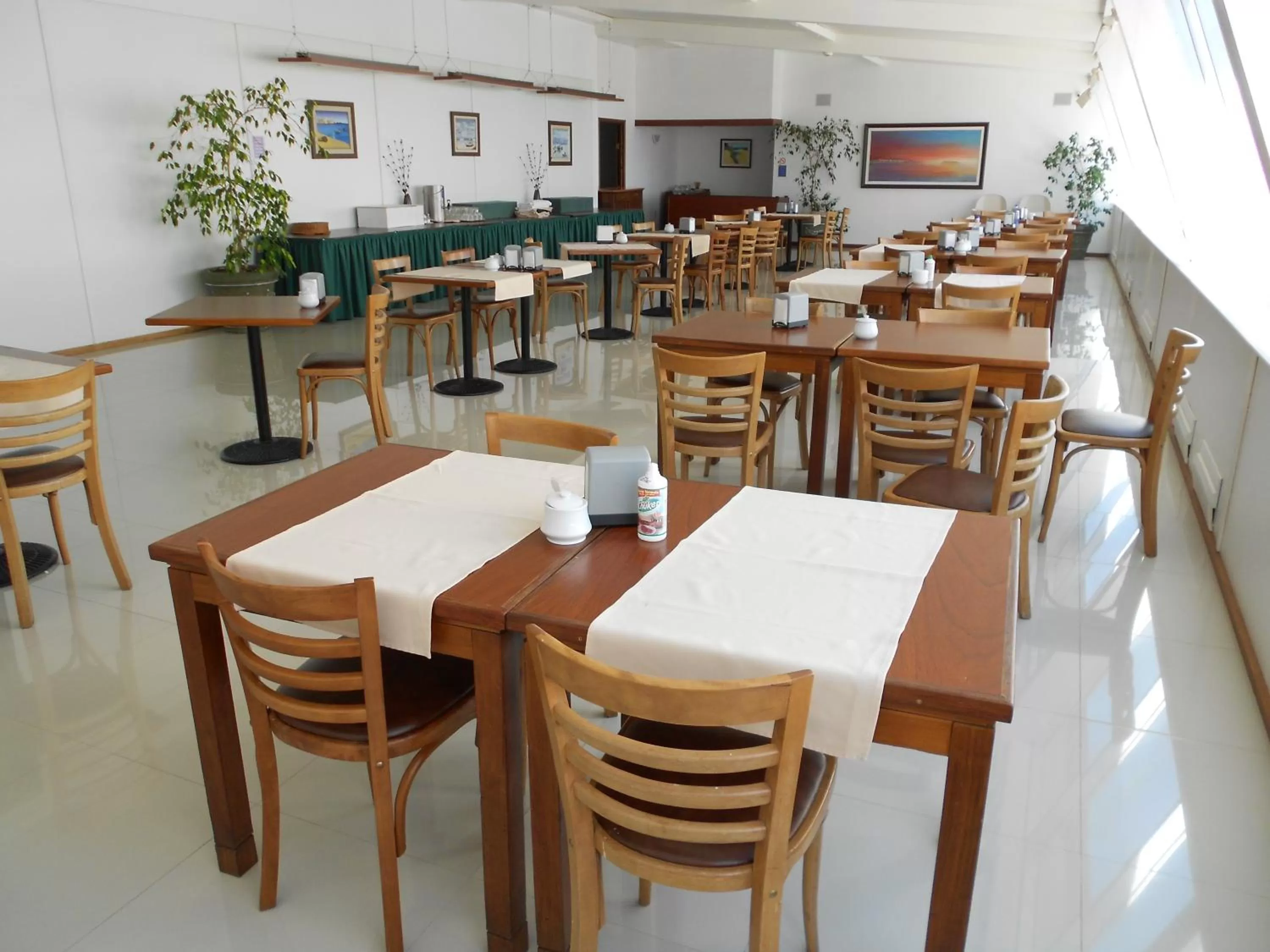 Breakfast in La Foret