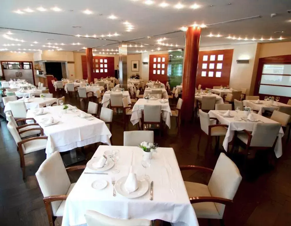 Restaurant/places to eat in Hotel Torremangana Restaurant/places to eat in Hotel Torremangana