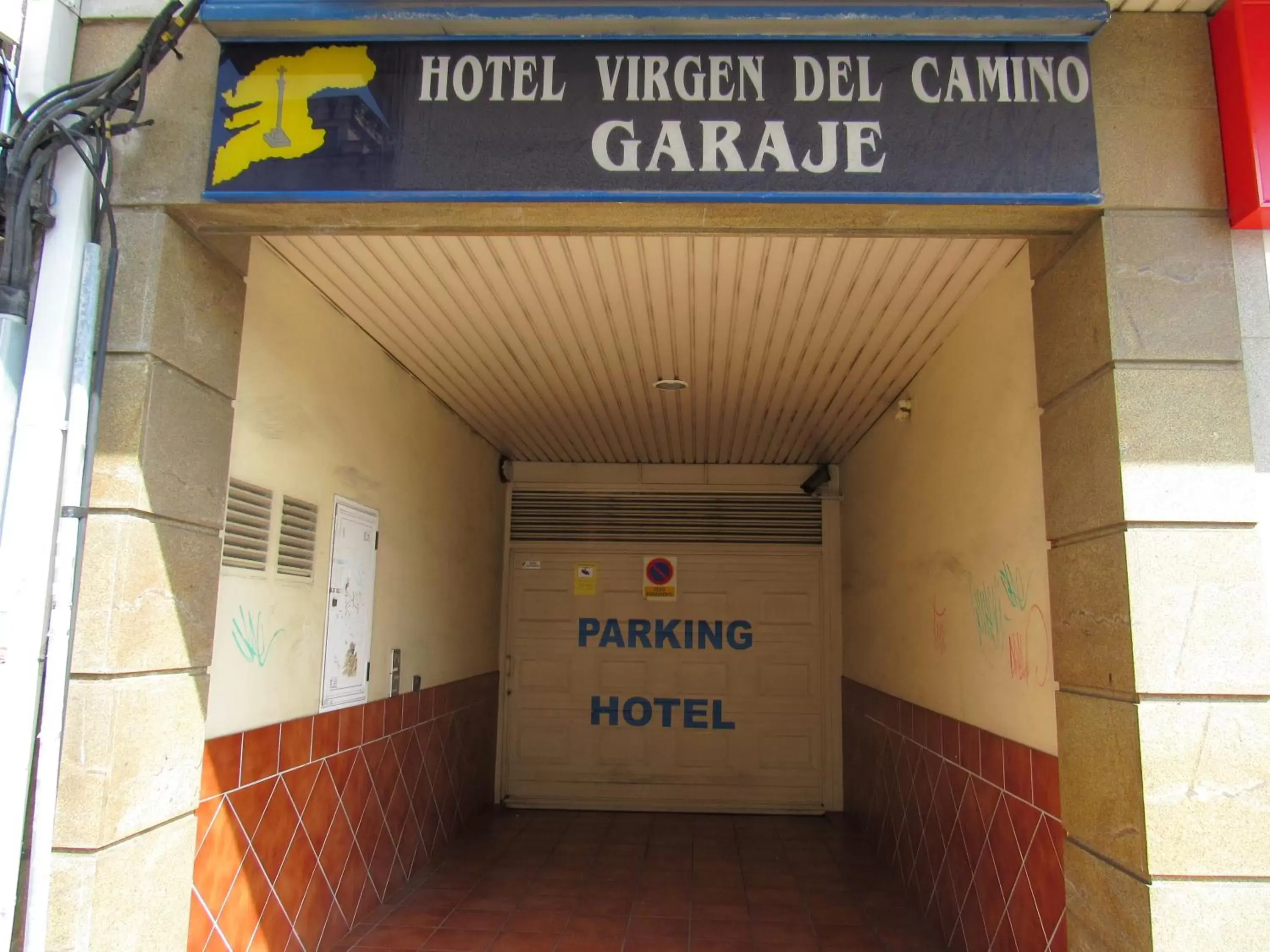 Decorative detail, Property Logo/Sign in Hotel Virgen del Camino Pontevedra