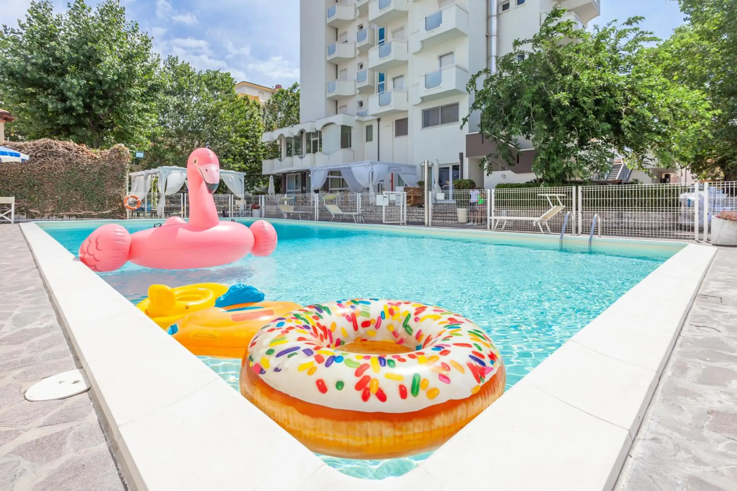 Swimming Pool in Hotel Oceanic