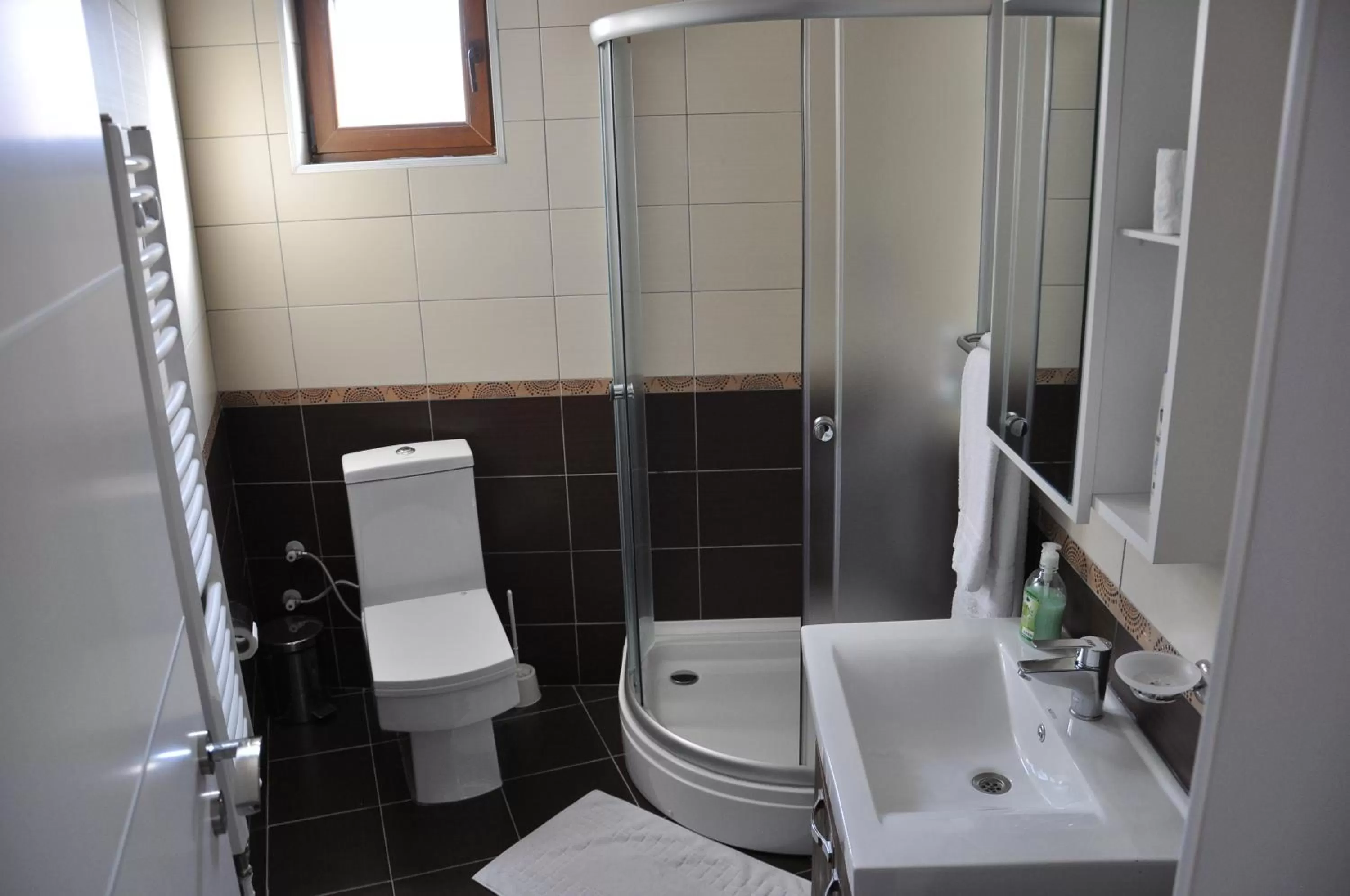 Bathroom in Hotel Prima