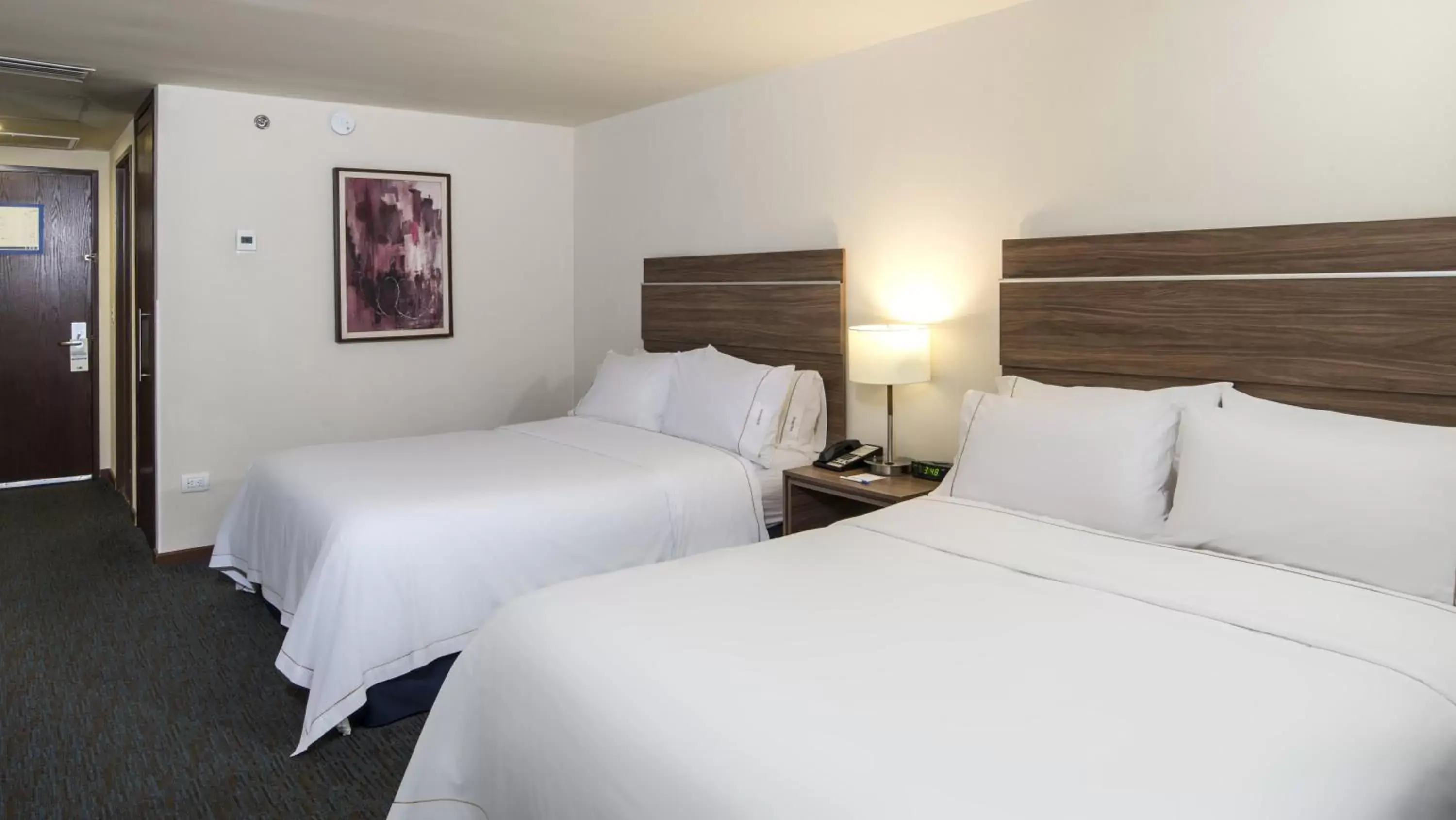 Photo of the whole room, Bed in Holiday Inn Express Culiacan, an IHG Hotel