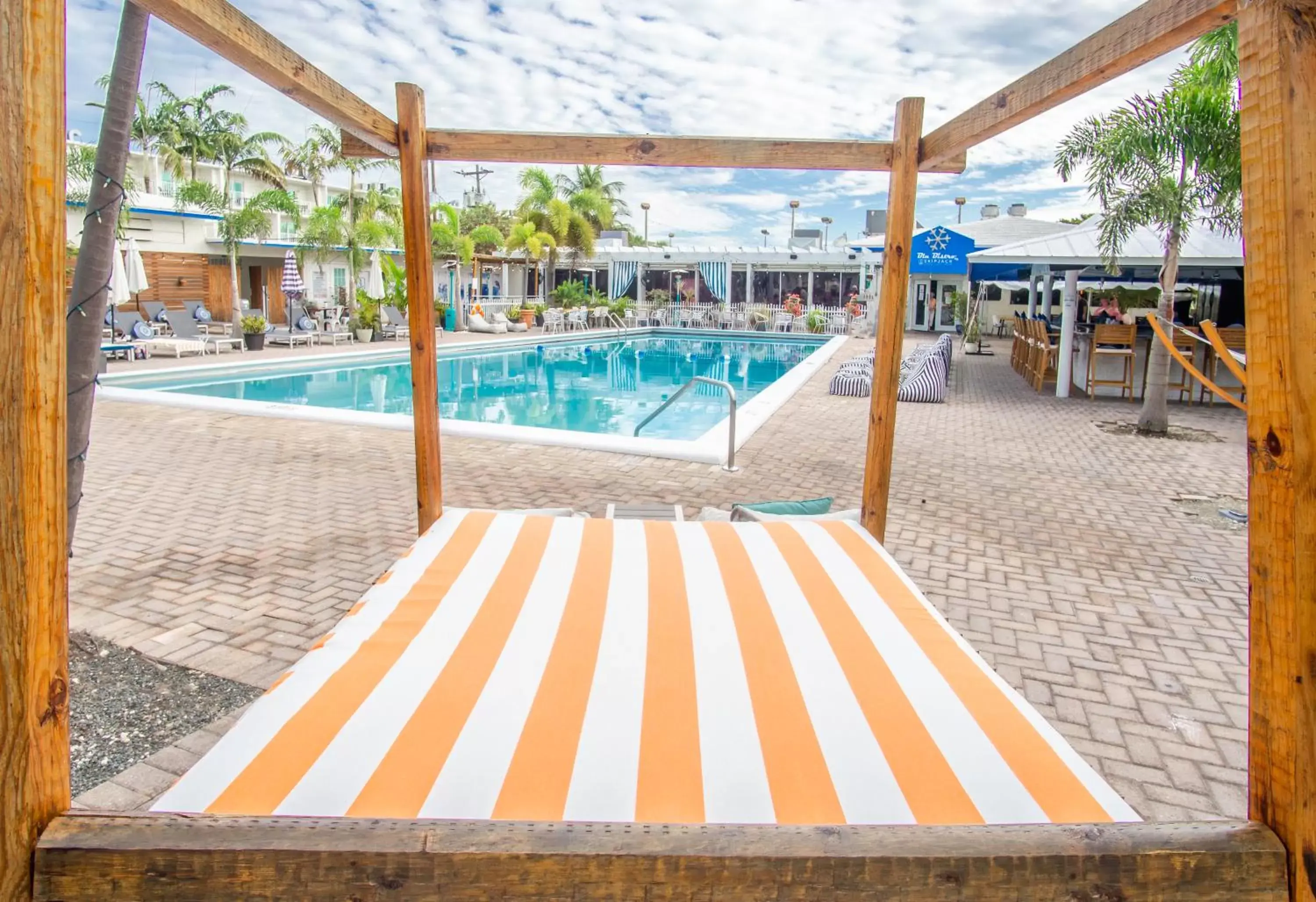 Pool view, Swimming Pool in Skipjack Resort & Marina