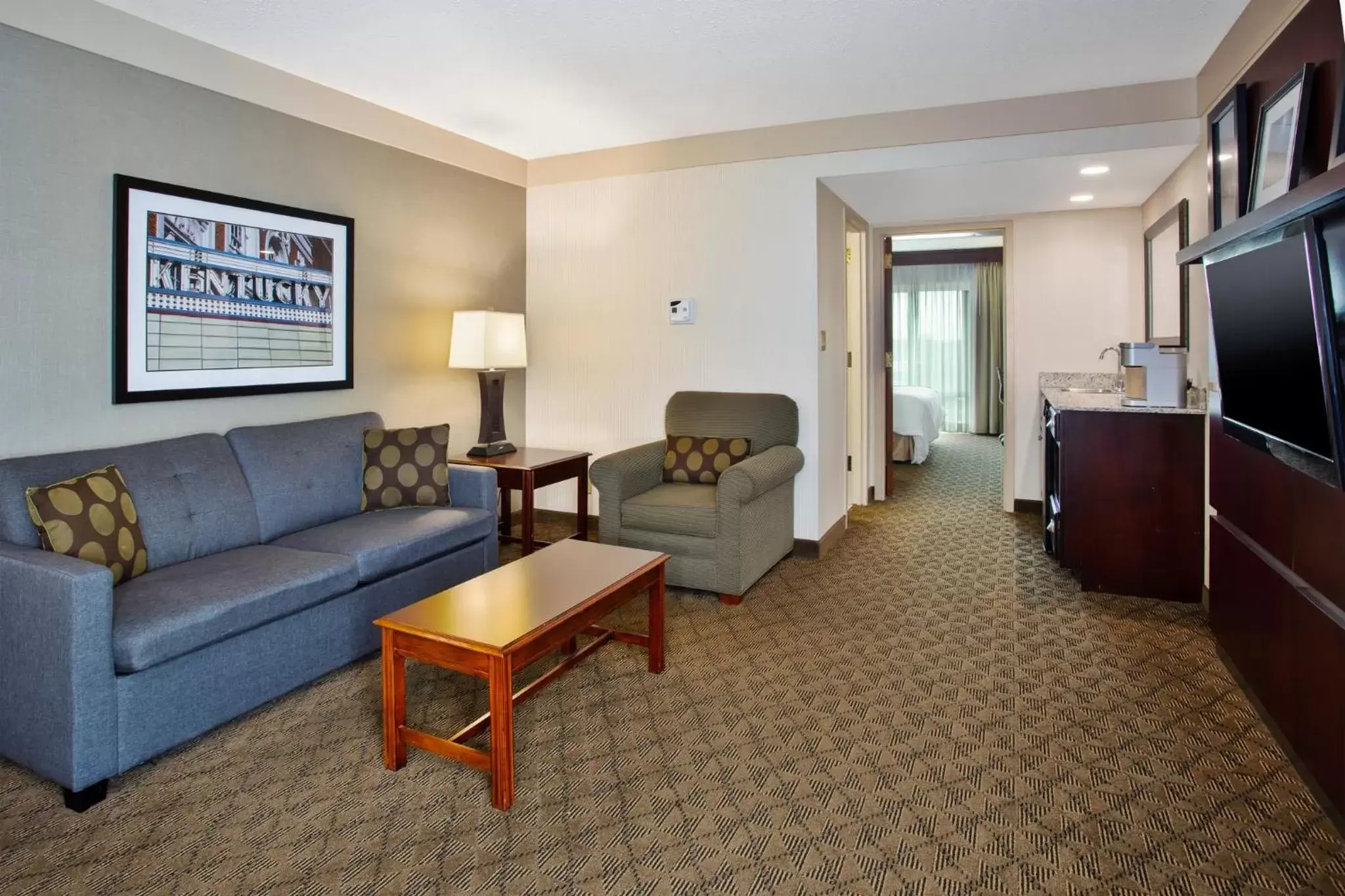 Photo of the whole room, Seating Area in Holiday Inn University Plaza-Bowling Green, an IHG Hotel