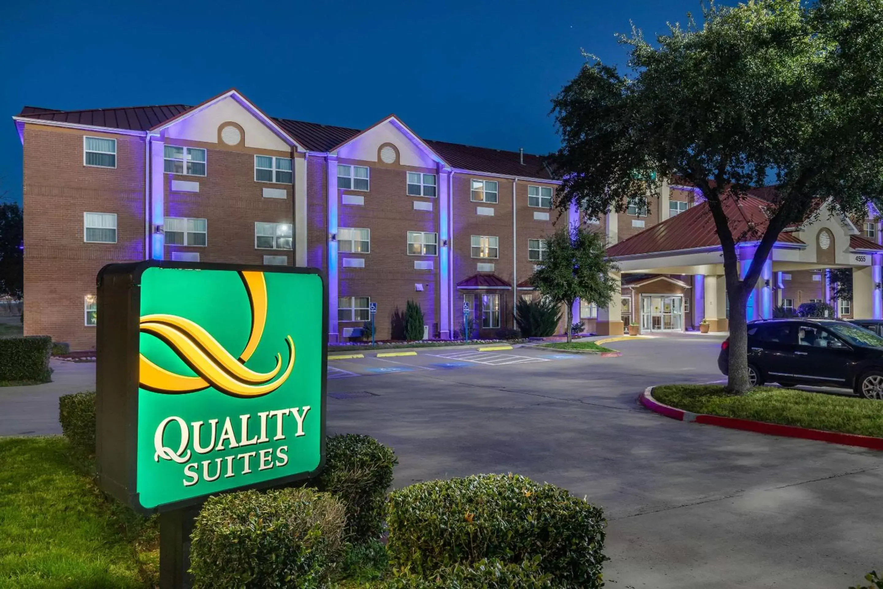 Other, Property Building in Quality Suites Addison-Dallas