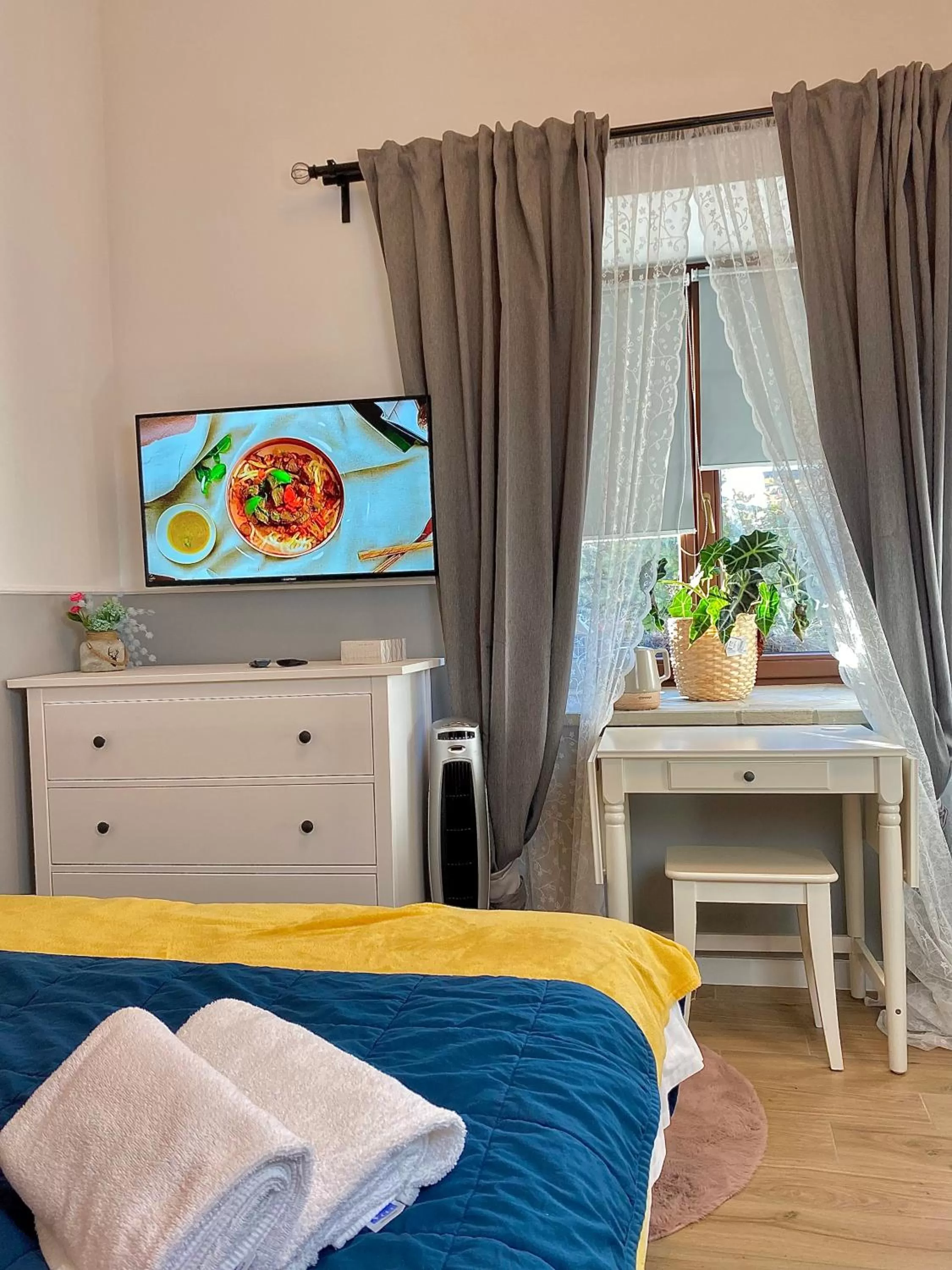 Bed in Pokoje w Starej Karczmie - by Upstairs