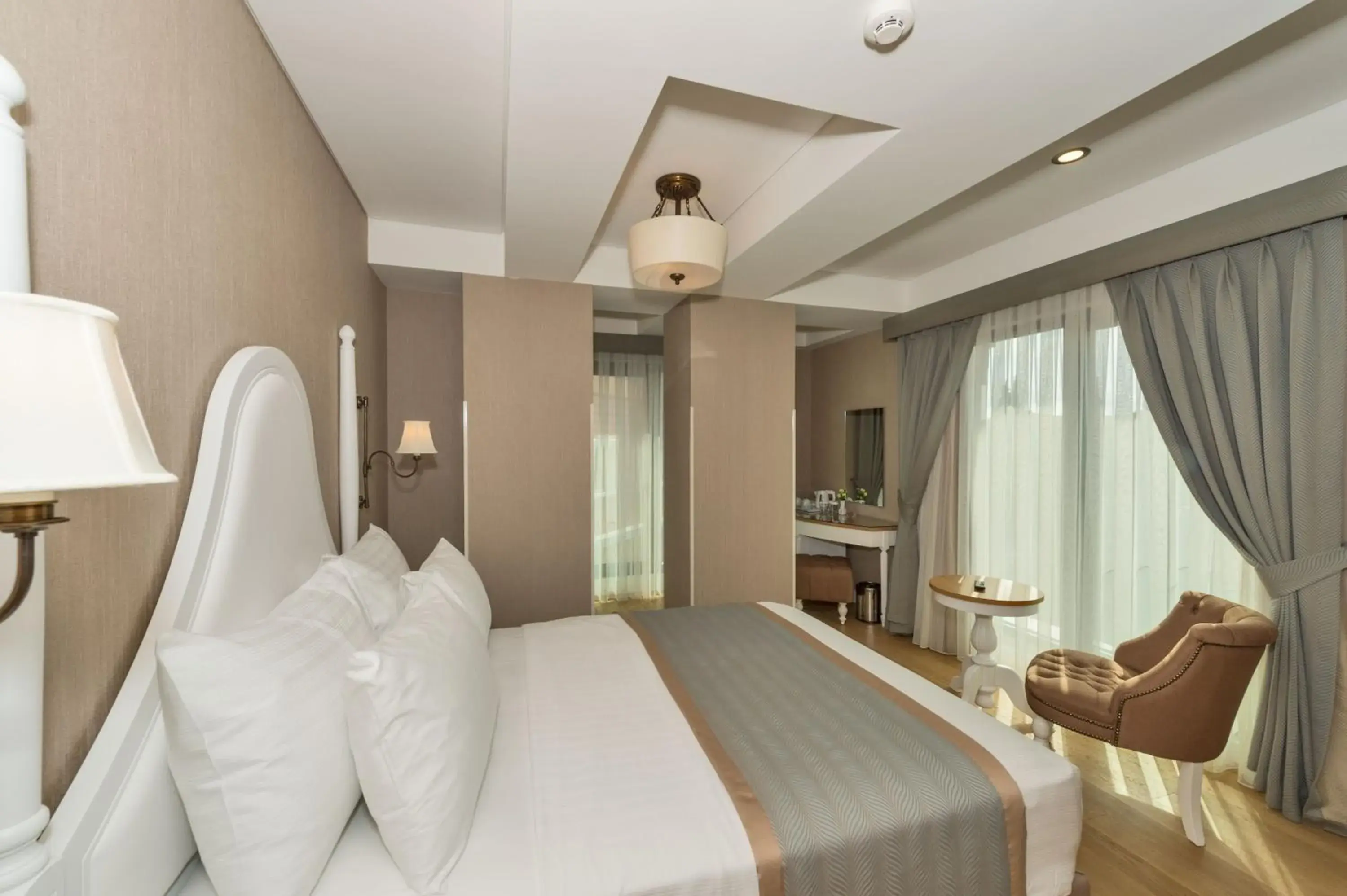 Photo of the whole room, Bed in Hanna Hotel