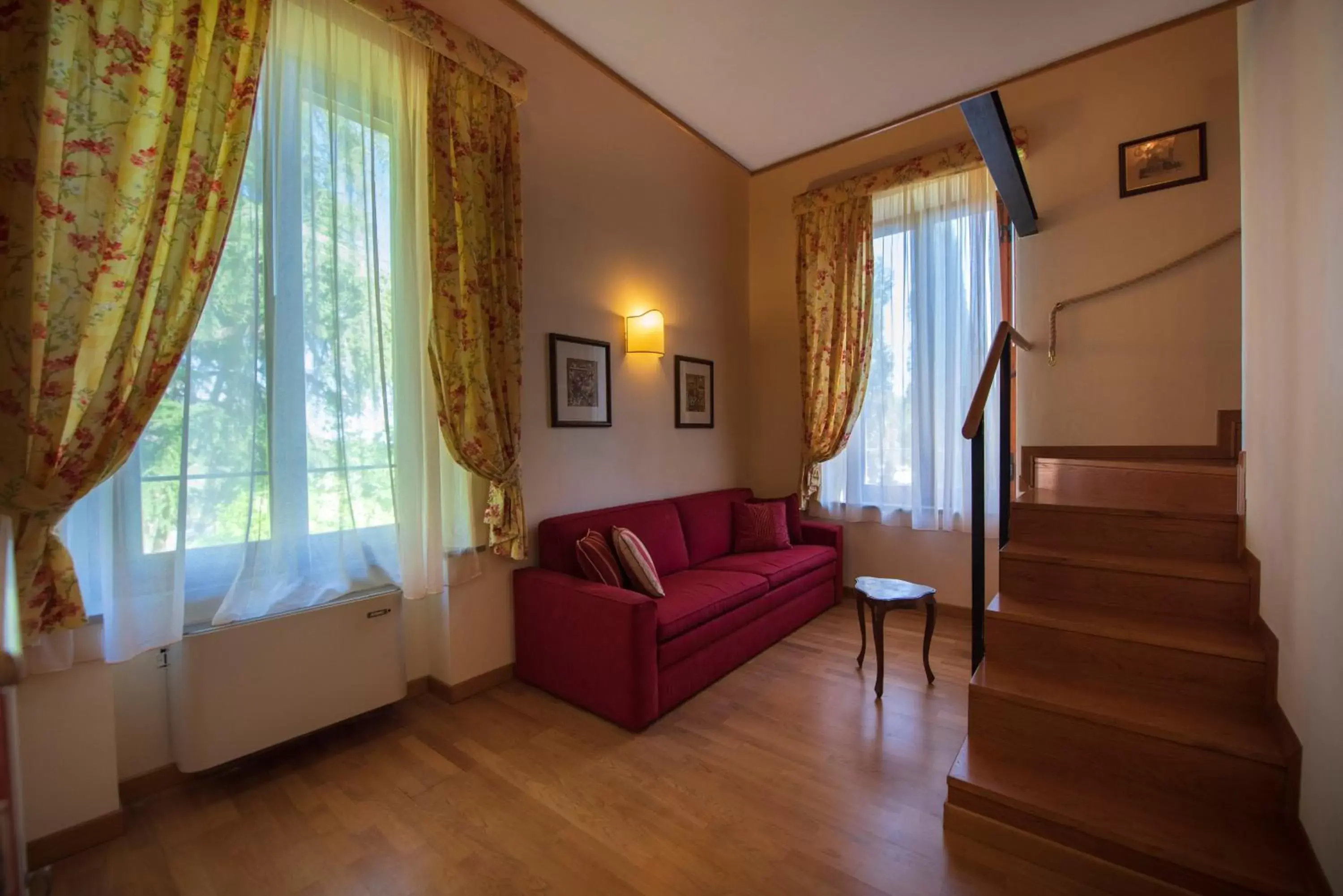 Living room, Seating Area in Villa Scacciapensieri Boutique Hotel