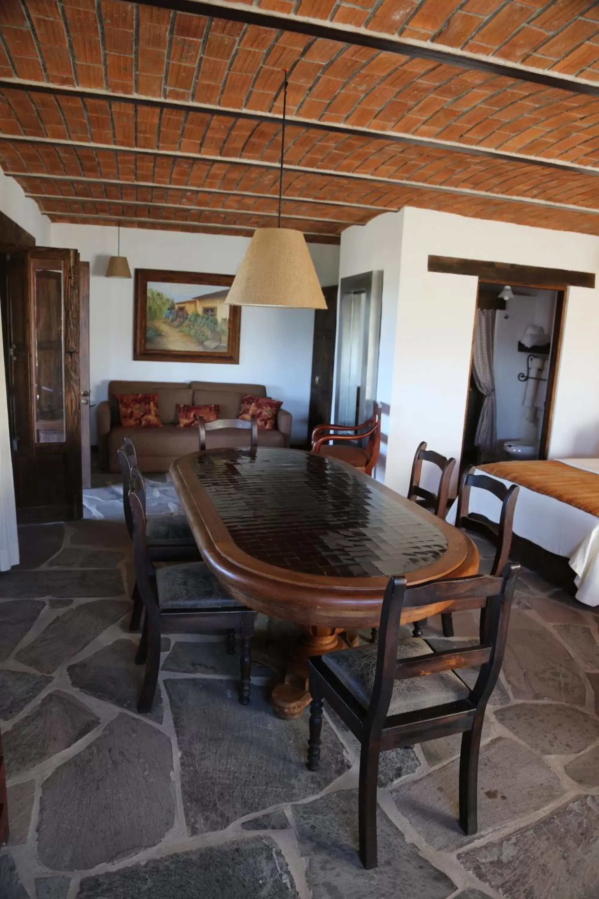 Dining Area in Hotel Villa Cassis