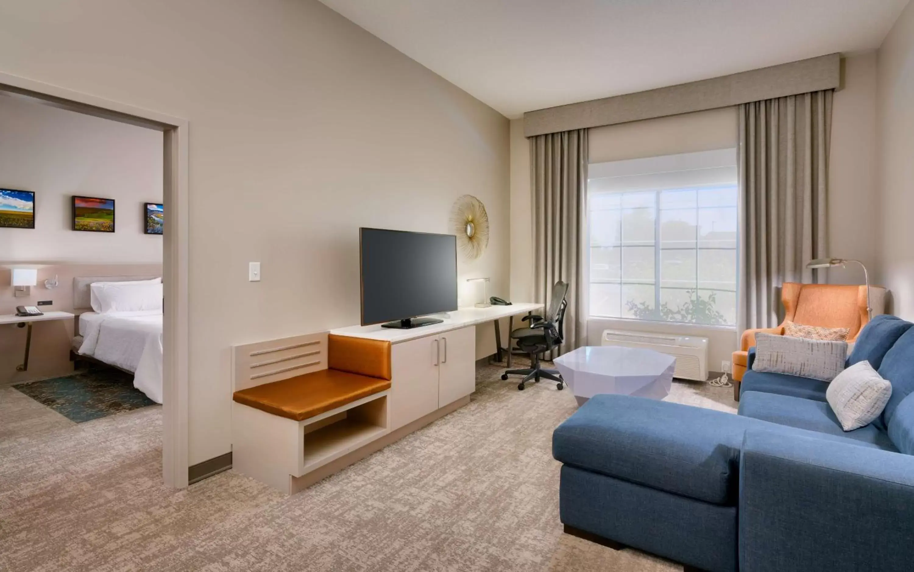 Bedroom, Seating Area in Hilton Garden Inn Idaho Falls