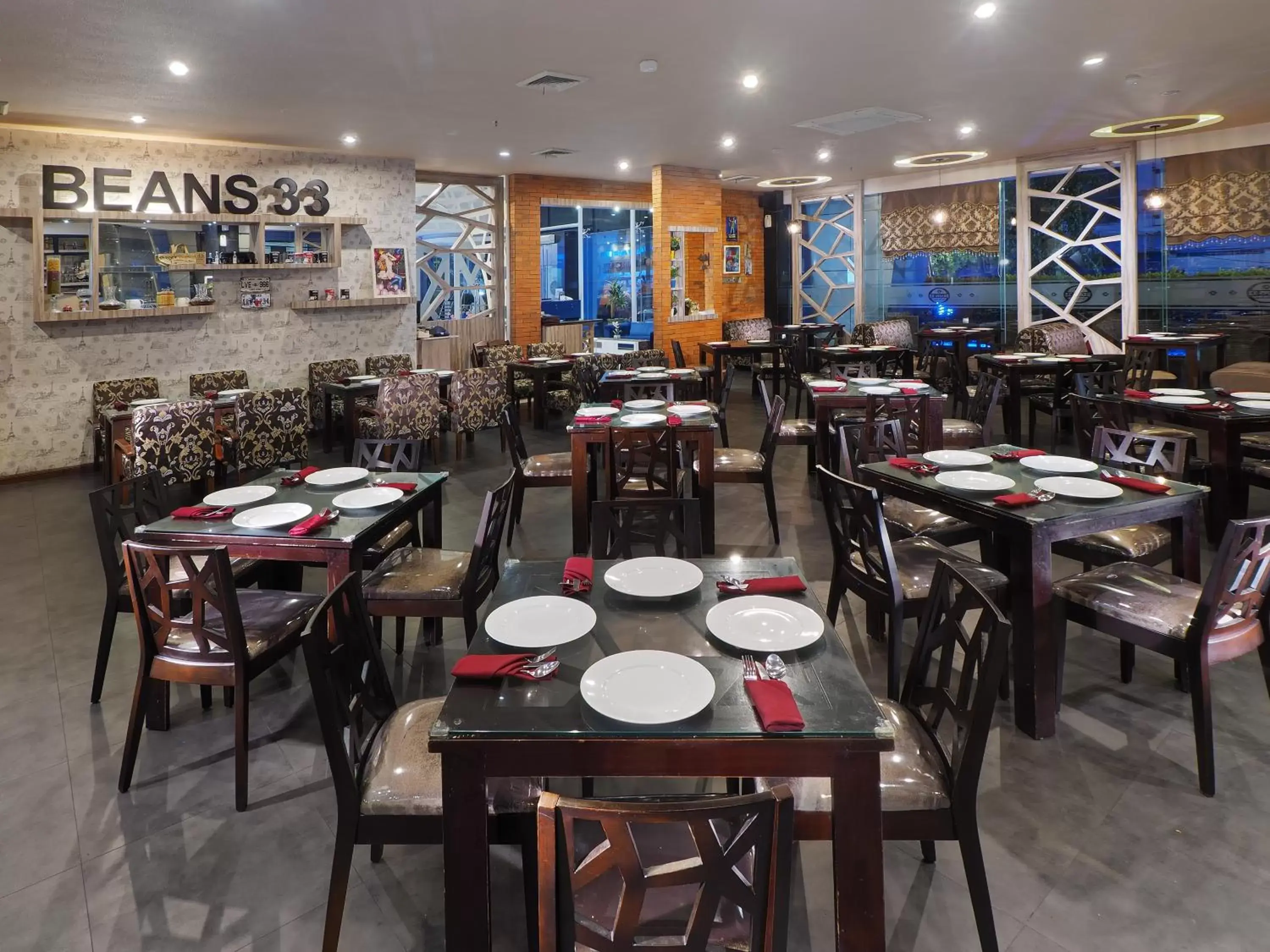 Restaurant/Places to Eat in Karibia Boutique Hotel