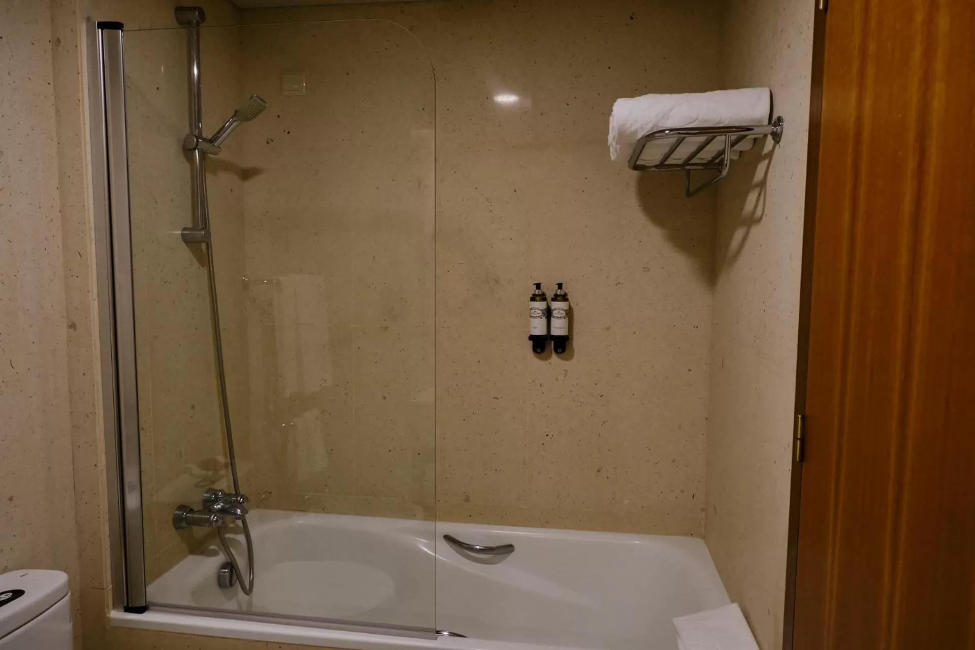 Bathroom in Terceira Mar Hotel