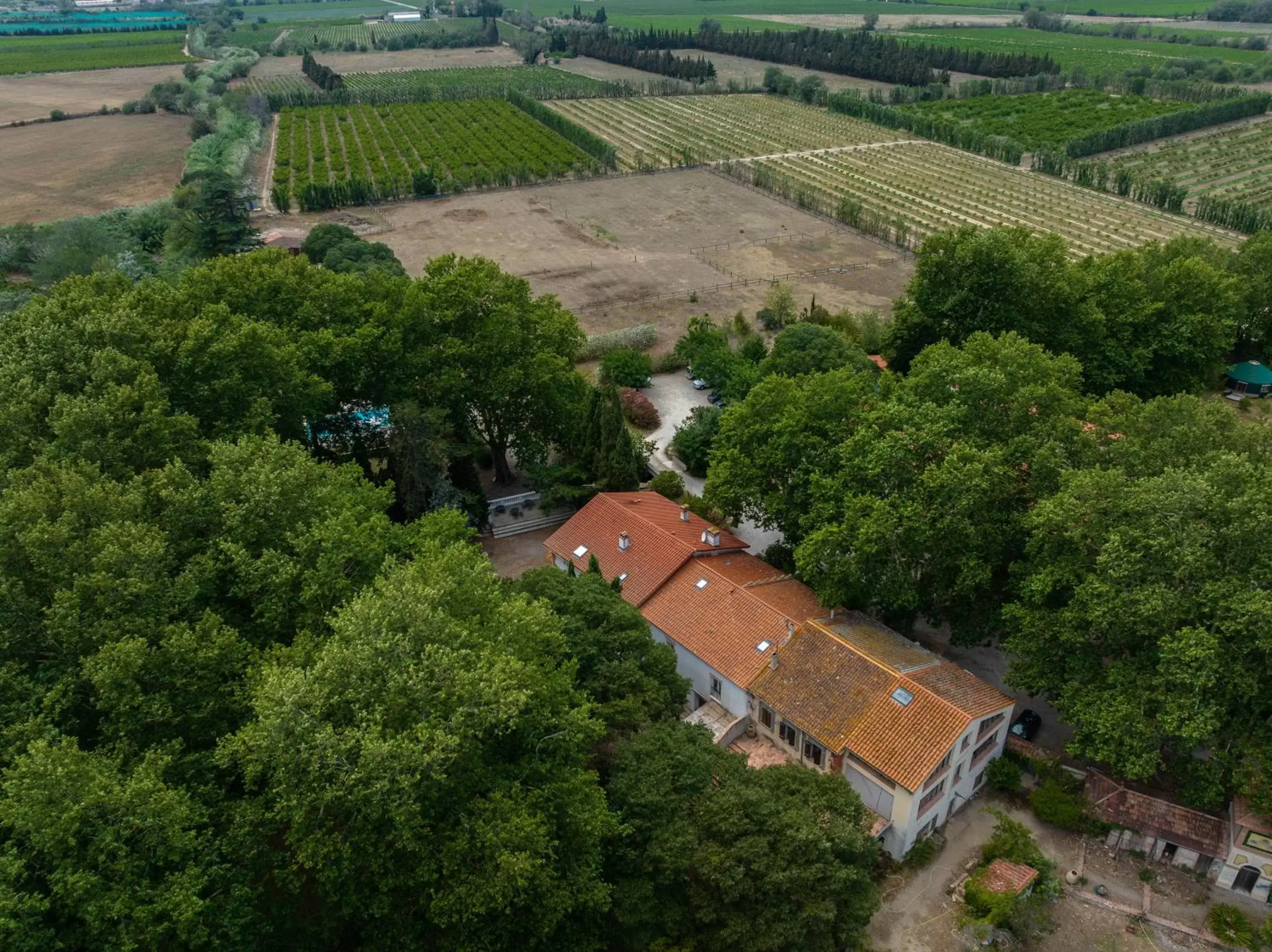 Property building, Bird's-eye View in Domaine Castell de Blés