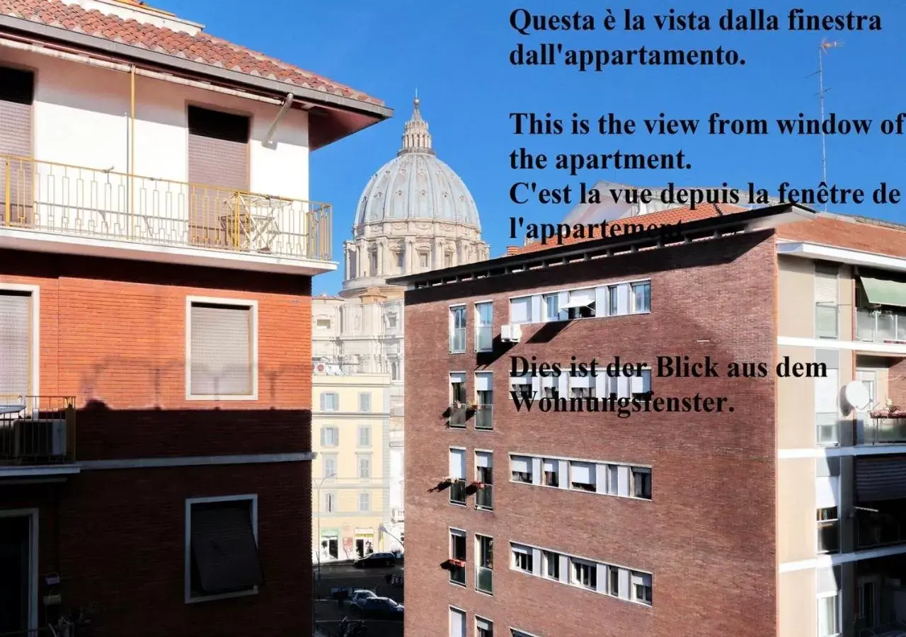 View (from property/room), Property Building in Di Fronte alla Cupola