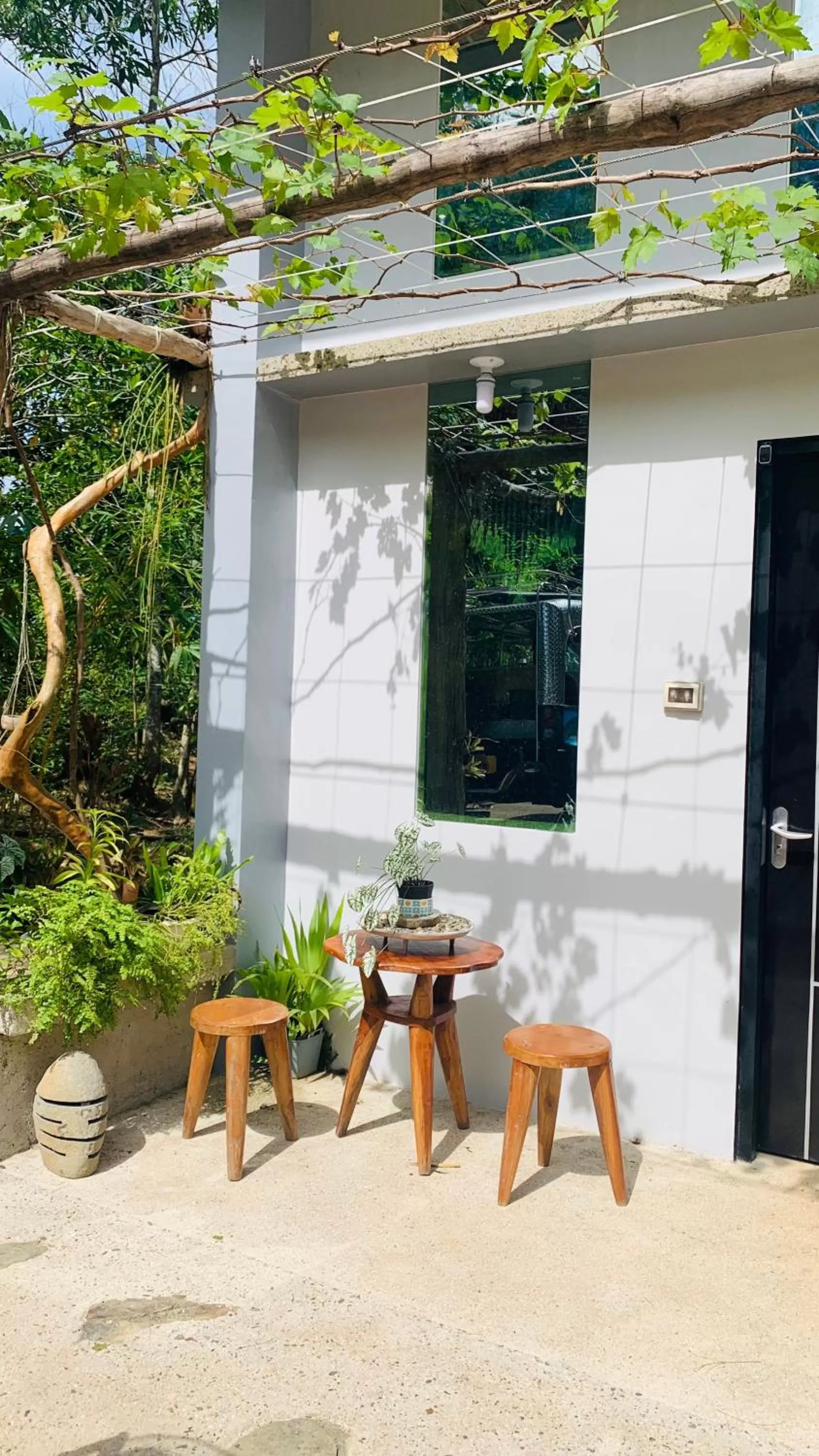 Patio in Hidden of Cailan Inn