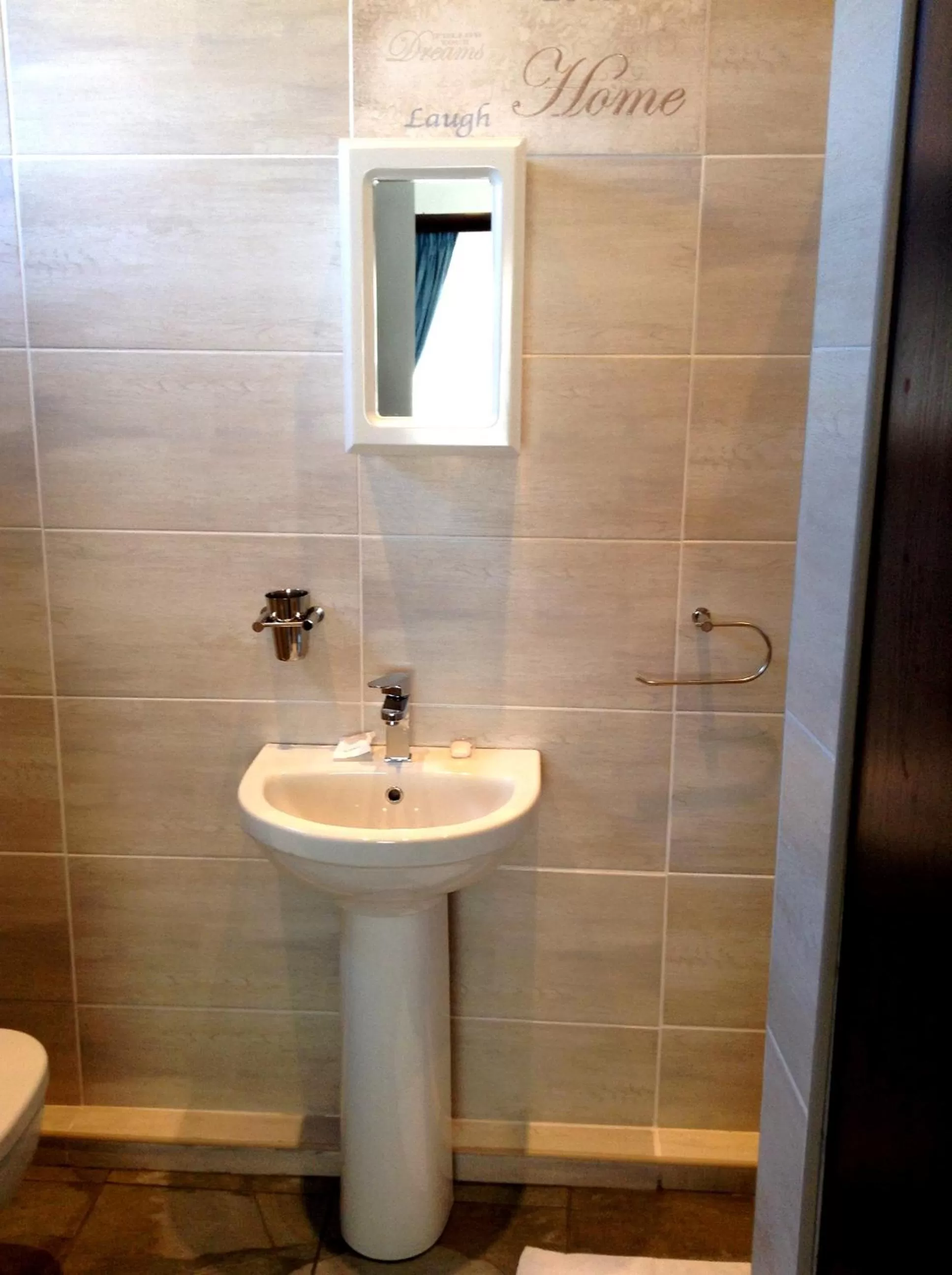 Bathroom in Majestic