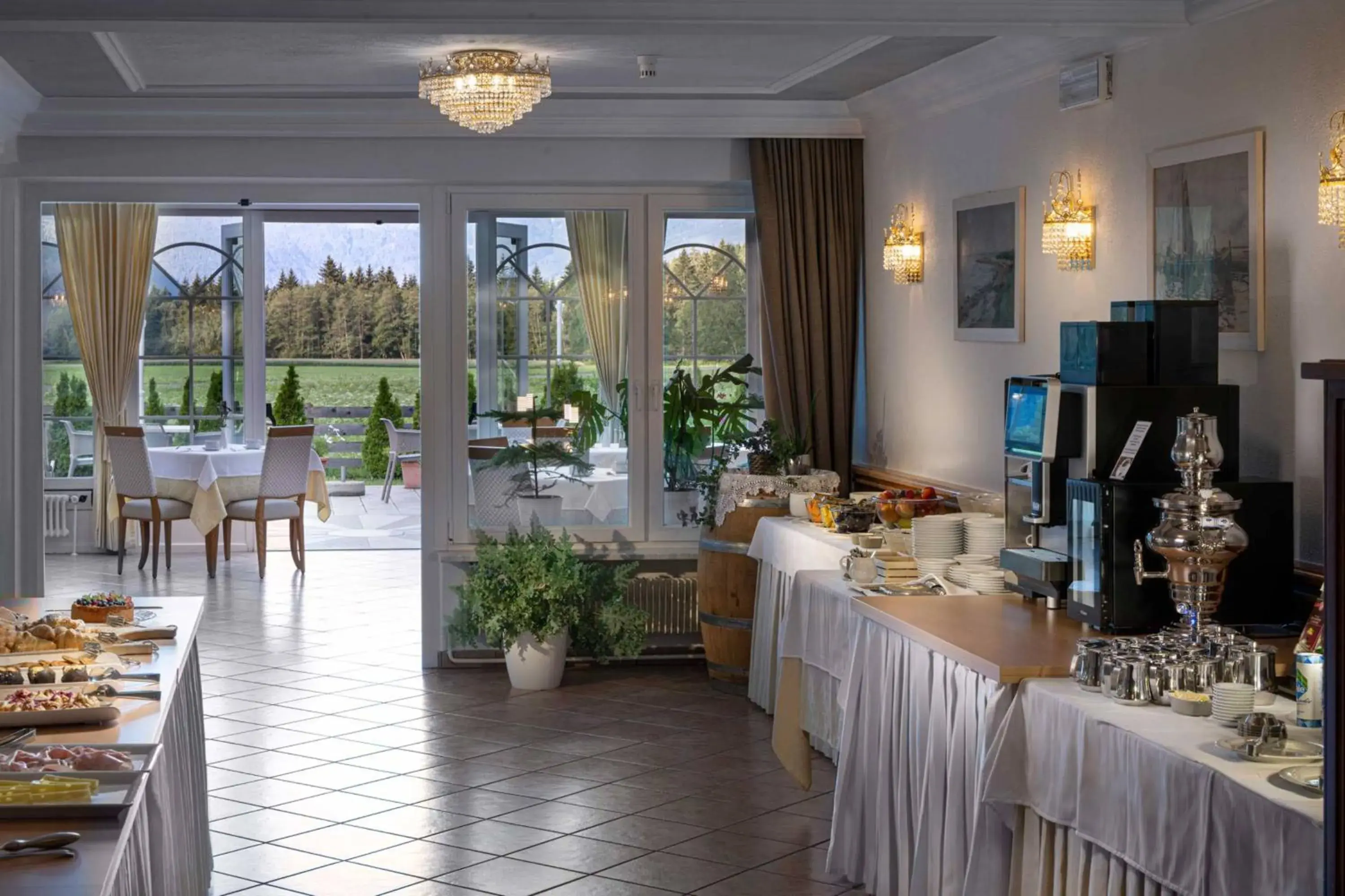 Restaurant/Places to Eat in Hotel Bad Salomonsbrunn