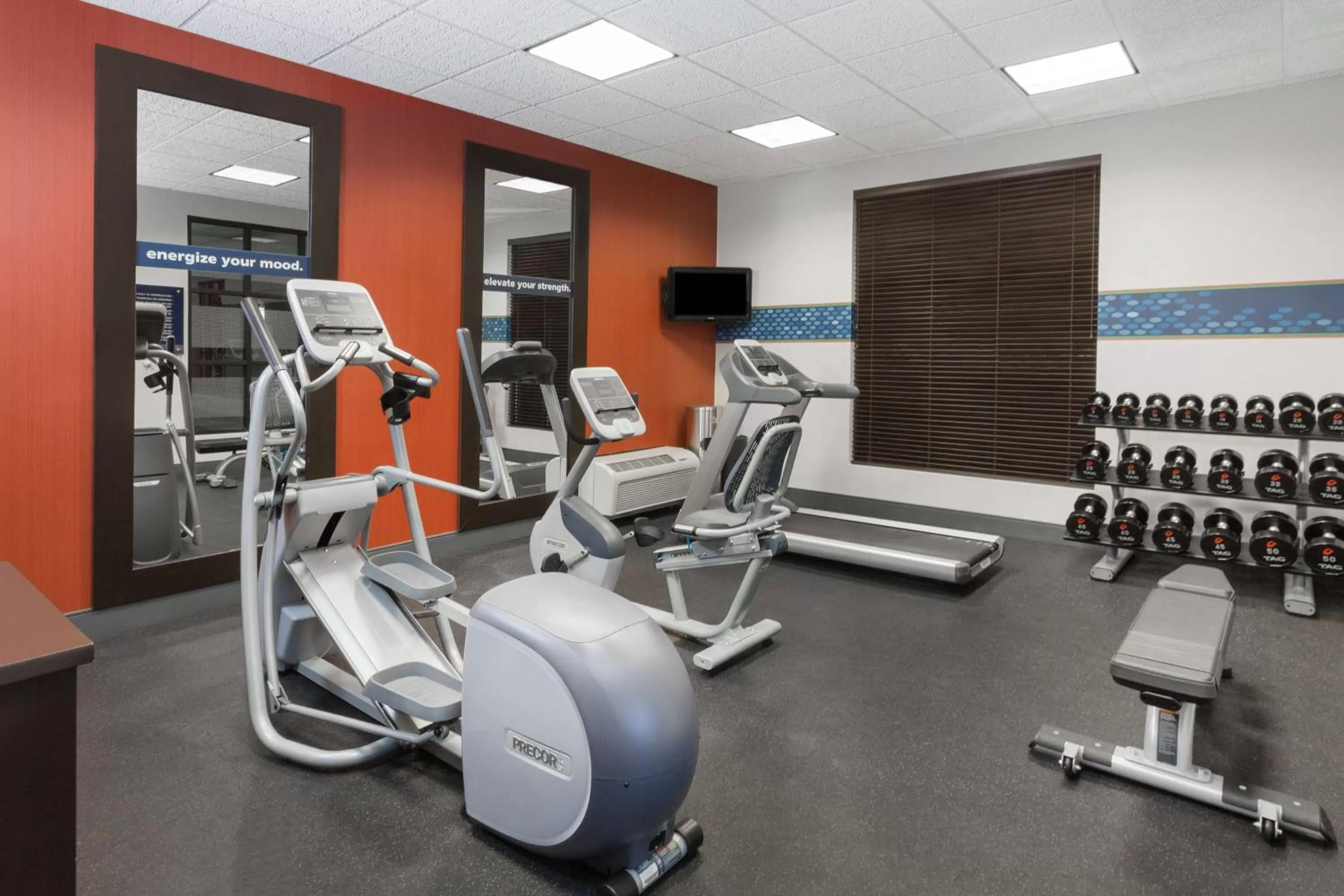 Fitness centre/facilities in Hampton Inn & Suites Munster