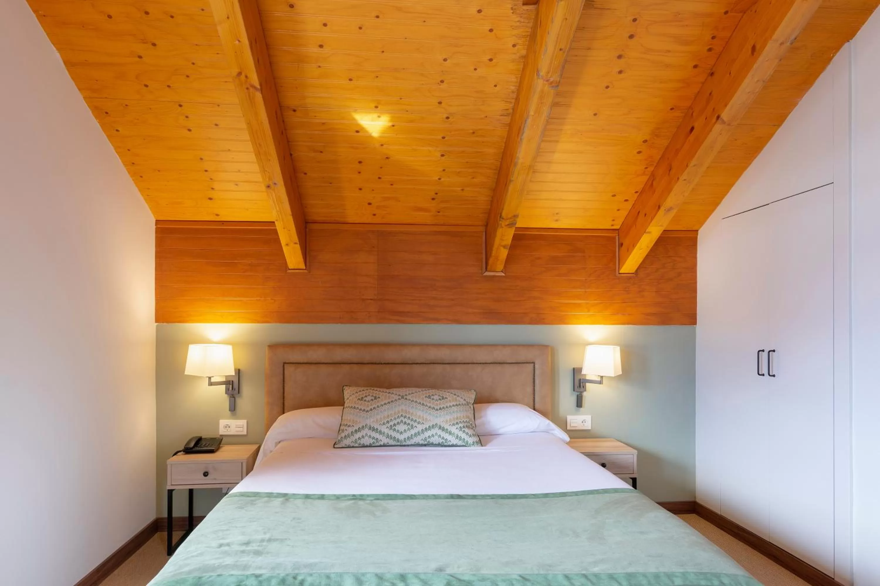 Bed in Hotel & Spa Real Jaca