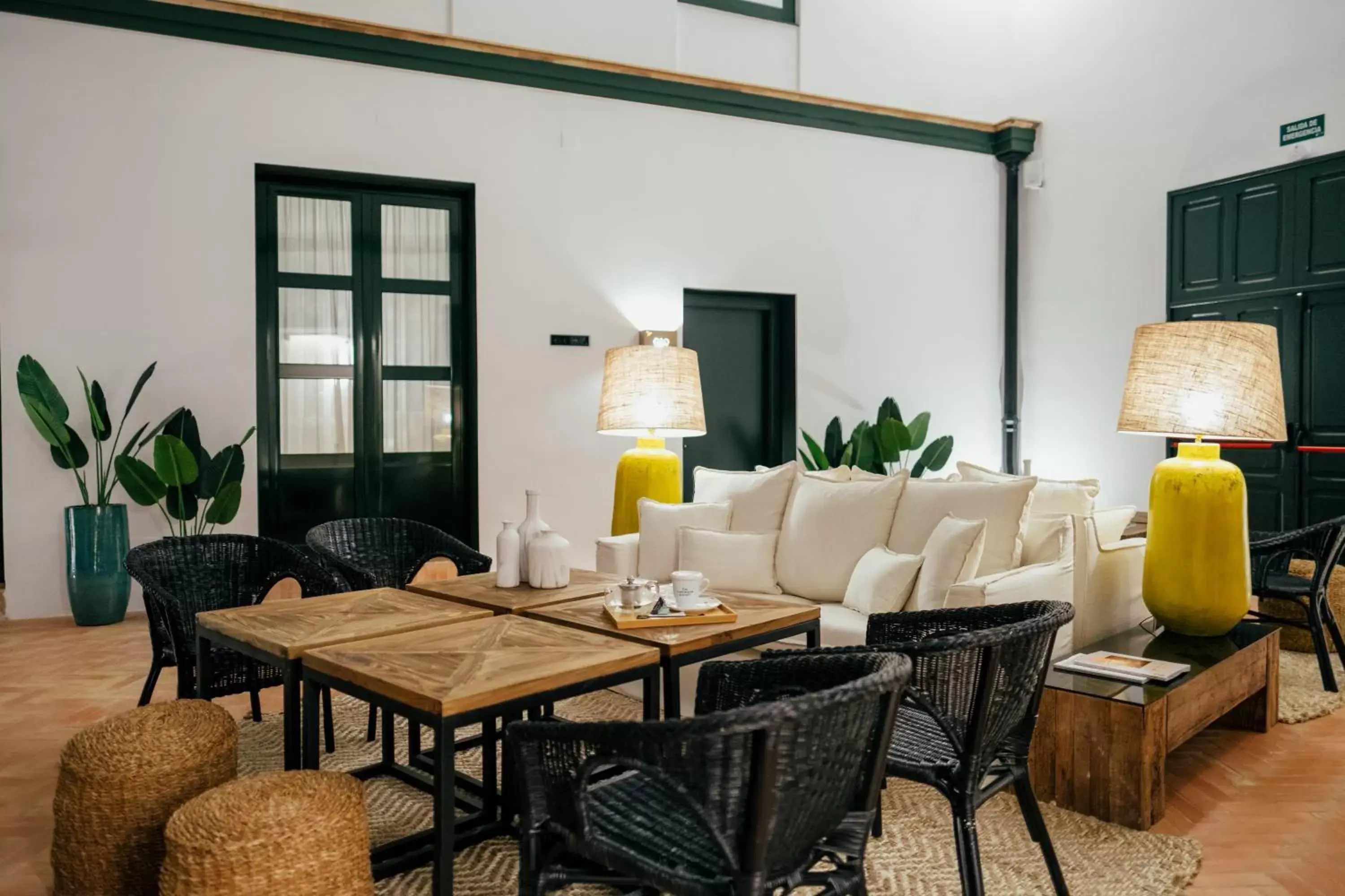 Patio, Seating Area in Hotel Cetina Sevilla