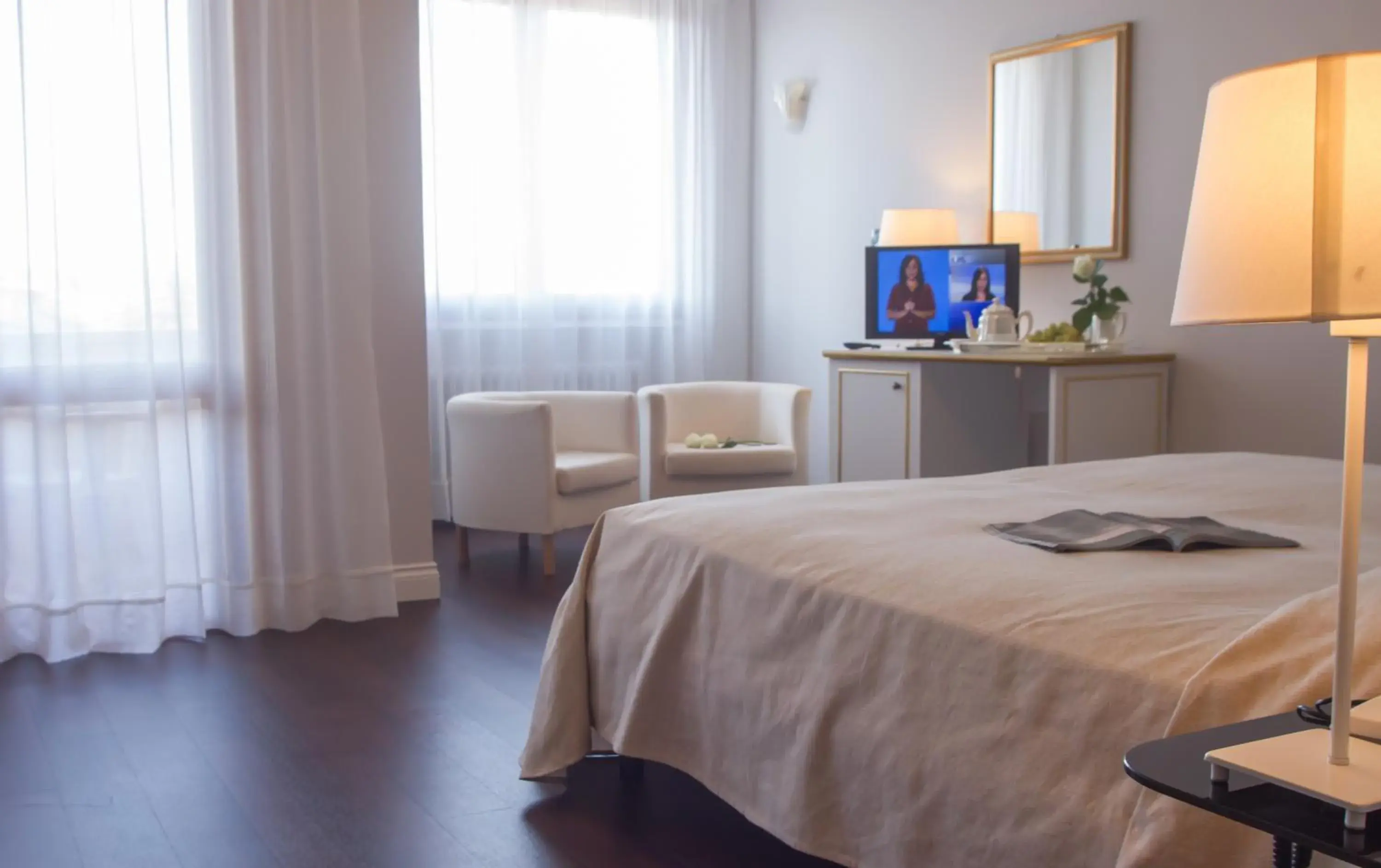 Bedroom, TV/Entertainment Center in Hotel Terme Principe