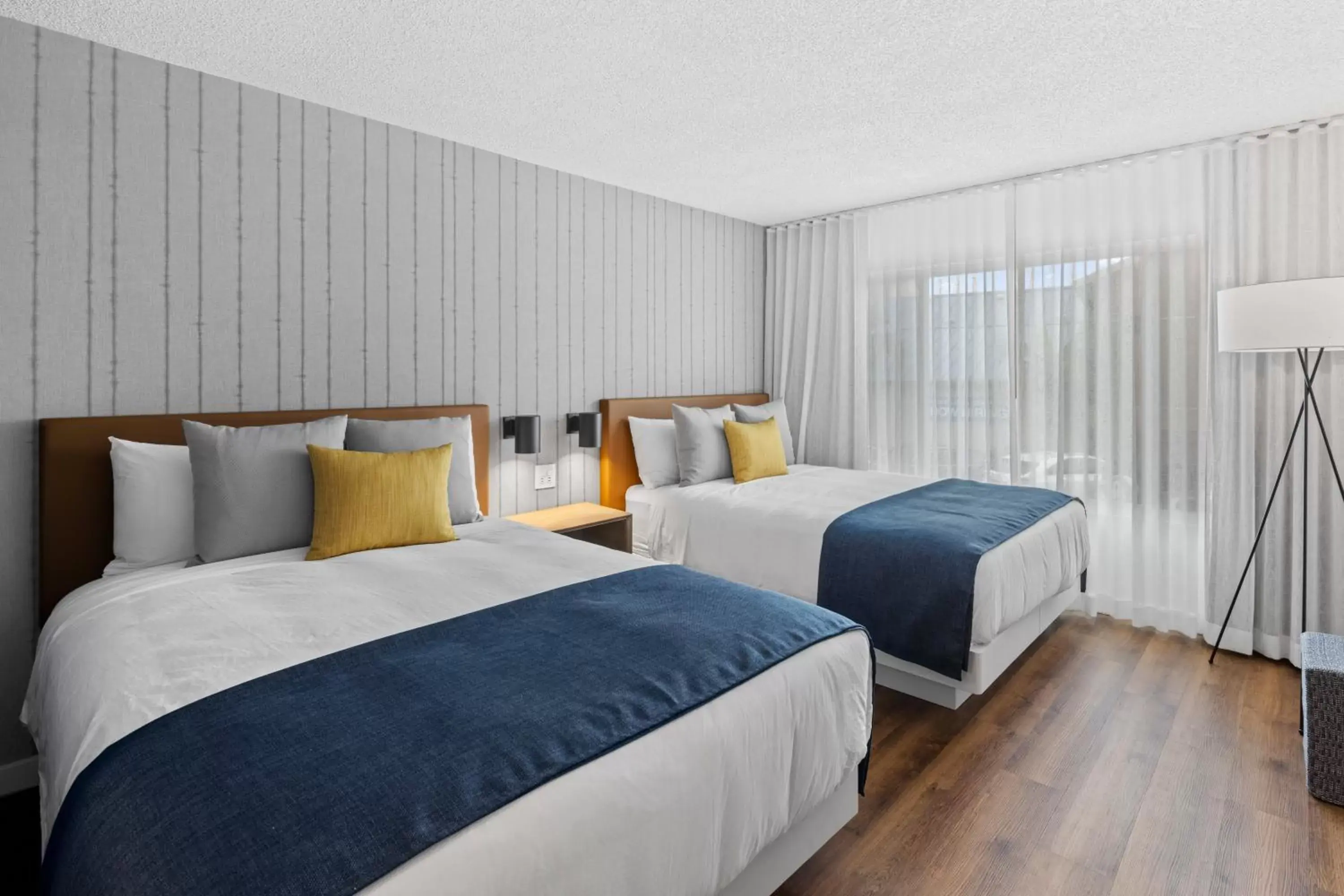 Standard Queen Room with Two Queen Beds in Sea Harbor Hotel - San Diego Standard Queen Room with Two Queen Beds in Sea Harbor Hotel - San Diego