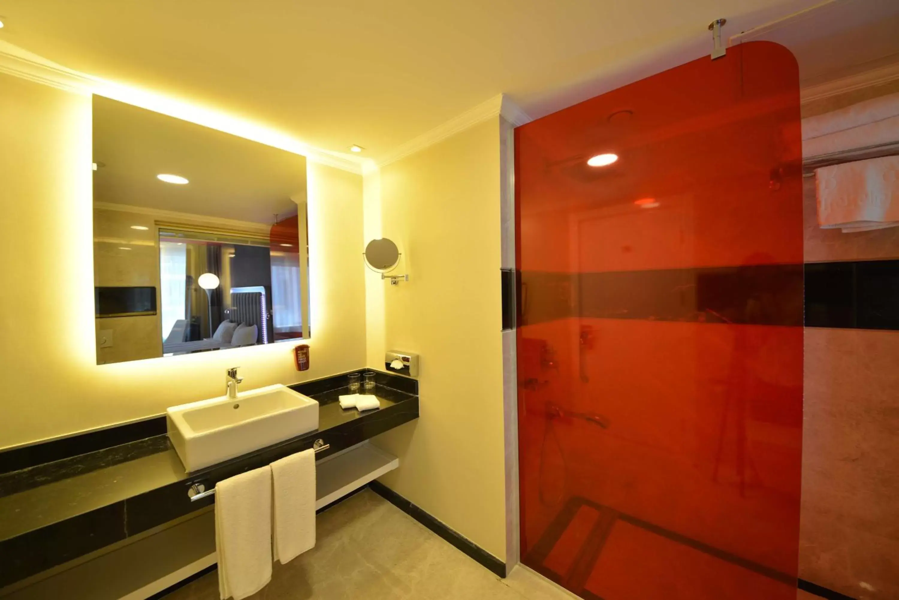 Bathroom in Park Inn by Radisson Ankara Cankaya Bathroom in Park Inn by Radisson Ankara Cankaya