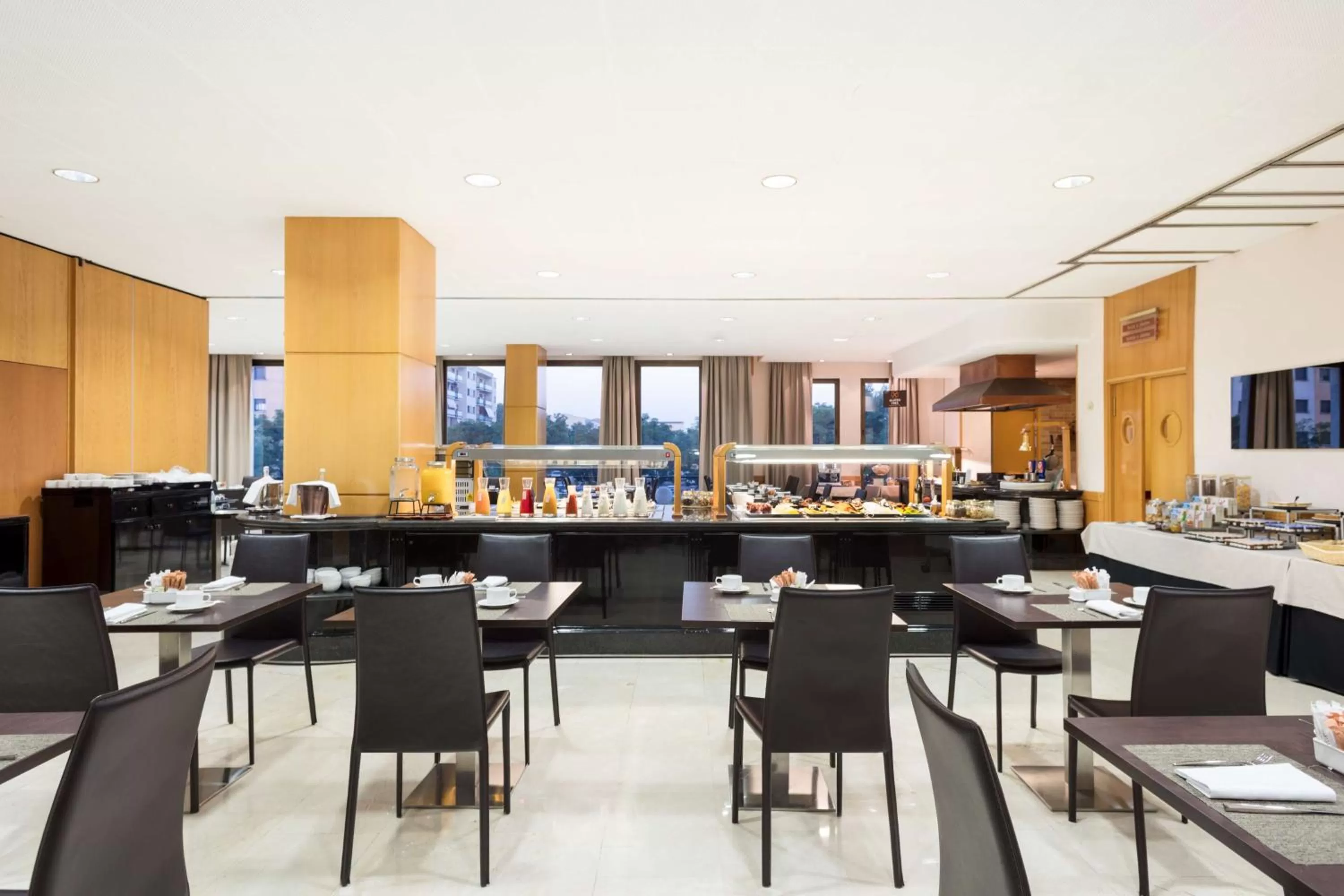 Breakfast in Best Western Premier CMC Girona