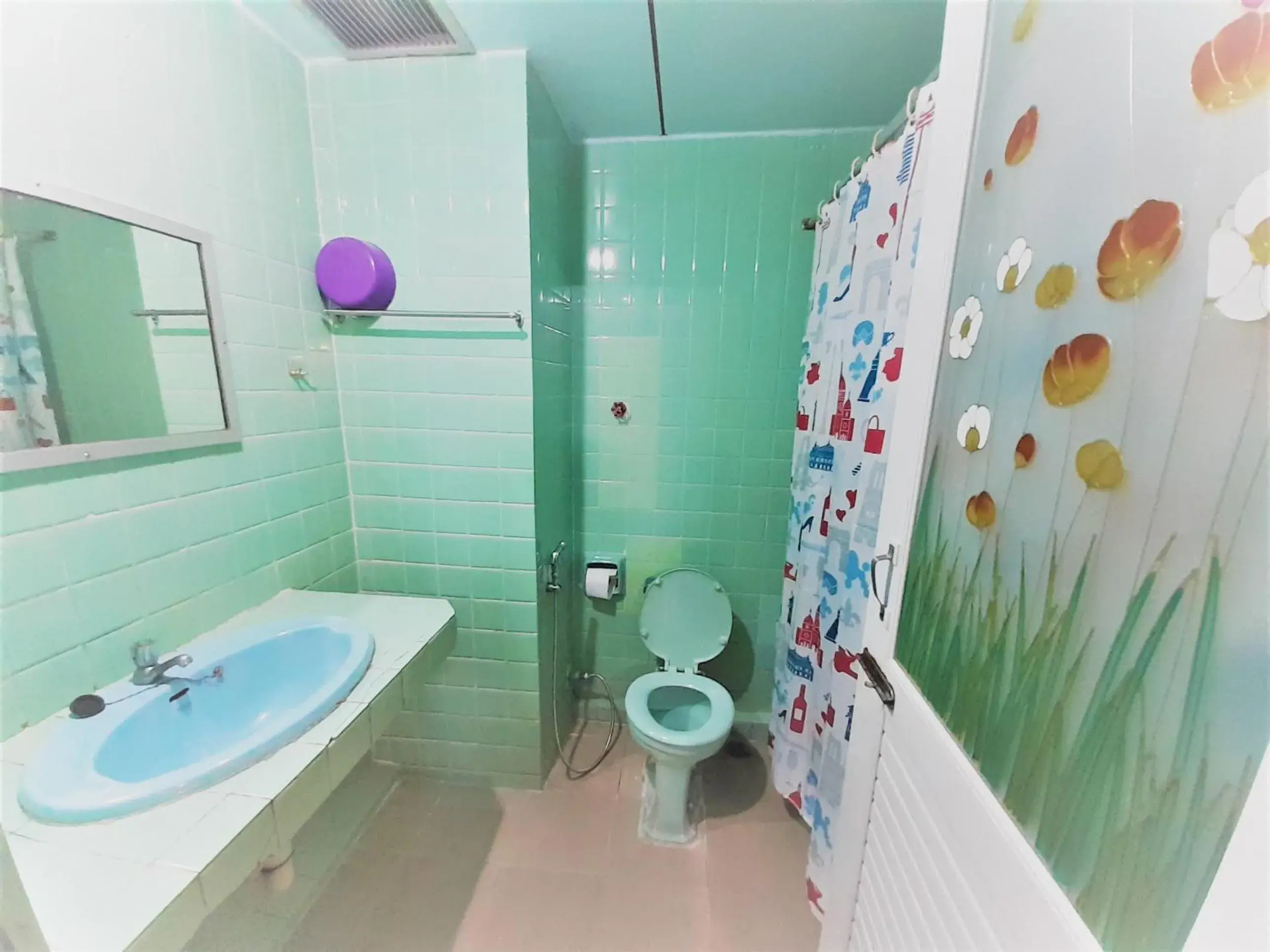 Bathroom in Singapore Hotel