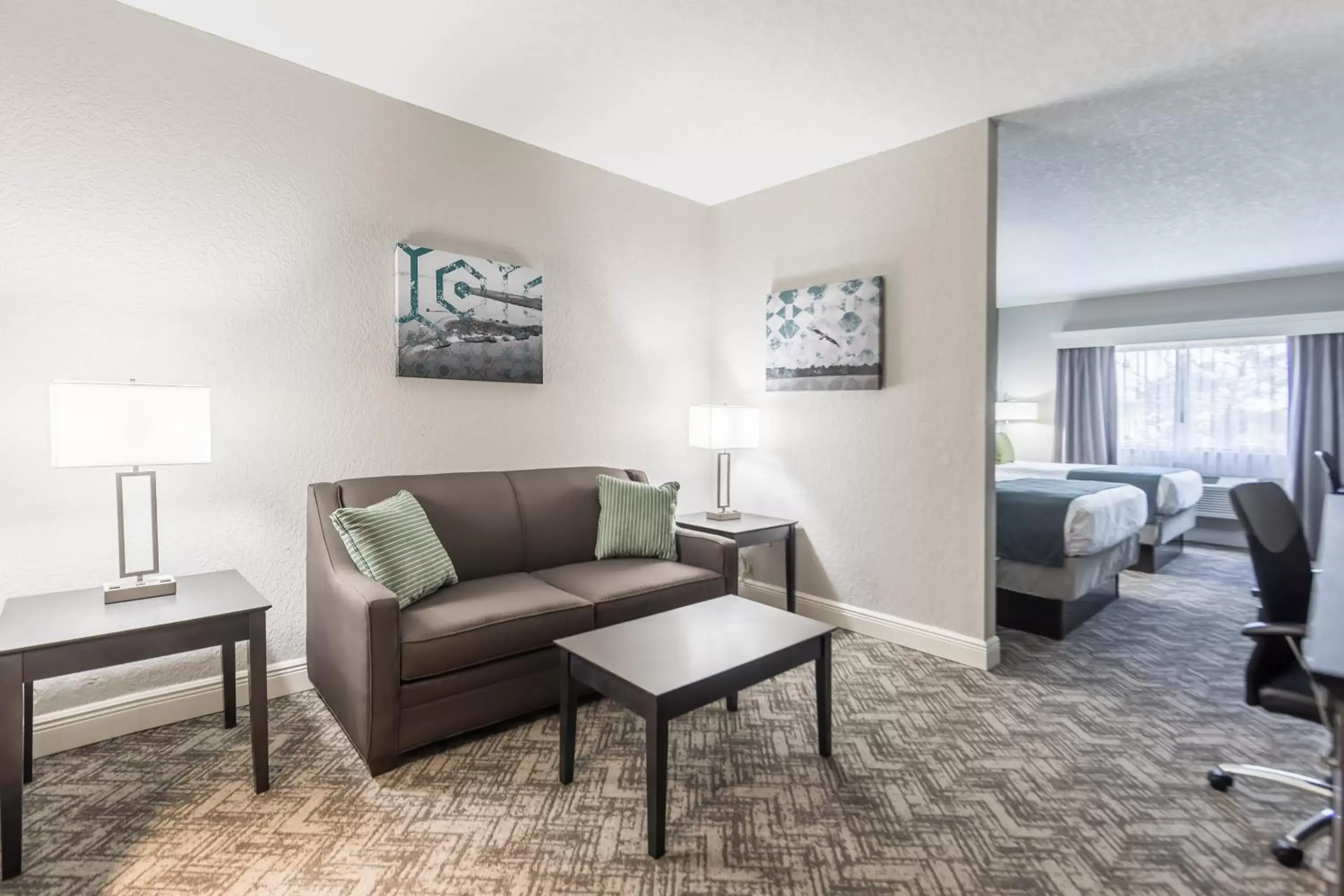 Living room, Seating Area in Best Western Plus Sebastian Hotel & Suites