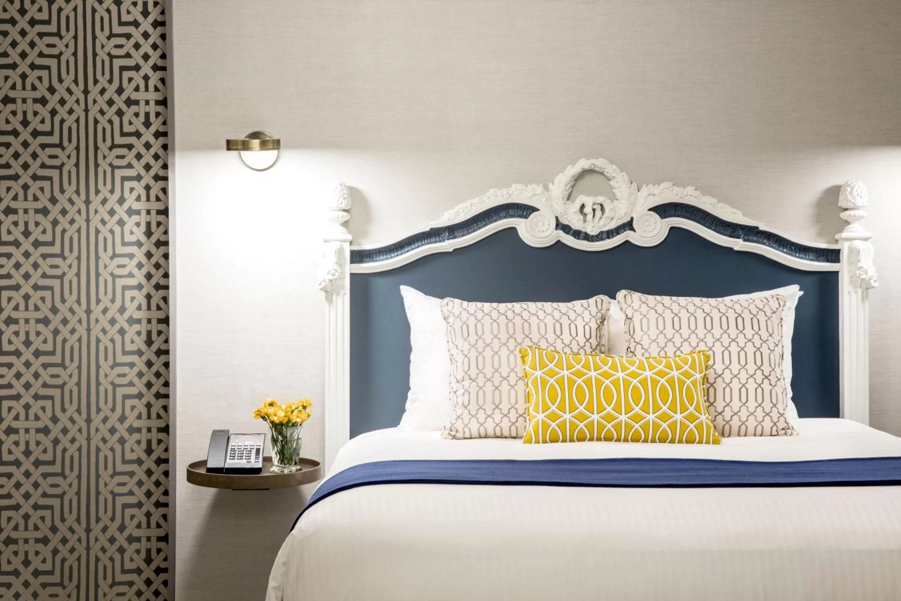 Bedroom, Bed in Warwick San Francisco